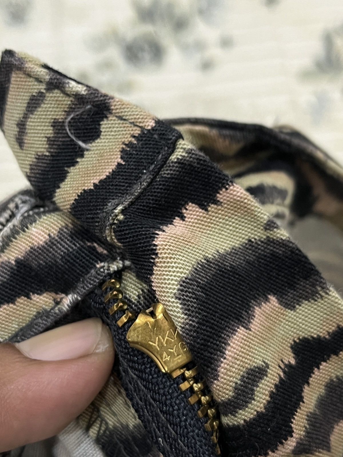 Hypebeast × Japanese Brand (Nnn). WORLD WIDE LOVE! JAPANESE HYPEBEAST SKIRT Size 27" / US 4 / IT 40 - 14 Thumbnail