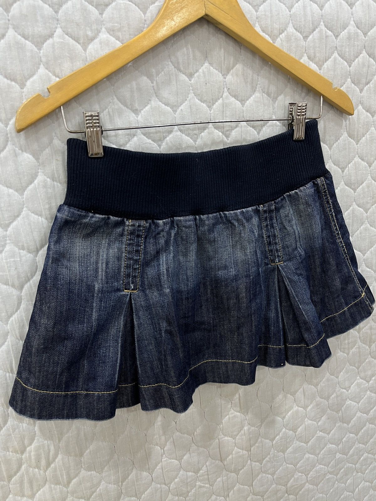 Hypebeast (Nnn). TRF DENIM RULES HYPEBEAST SKIRT Size 26" / US 2 / IT 38 - 6 Thumbnail