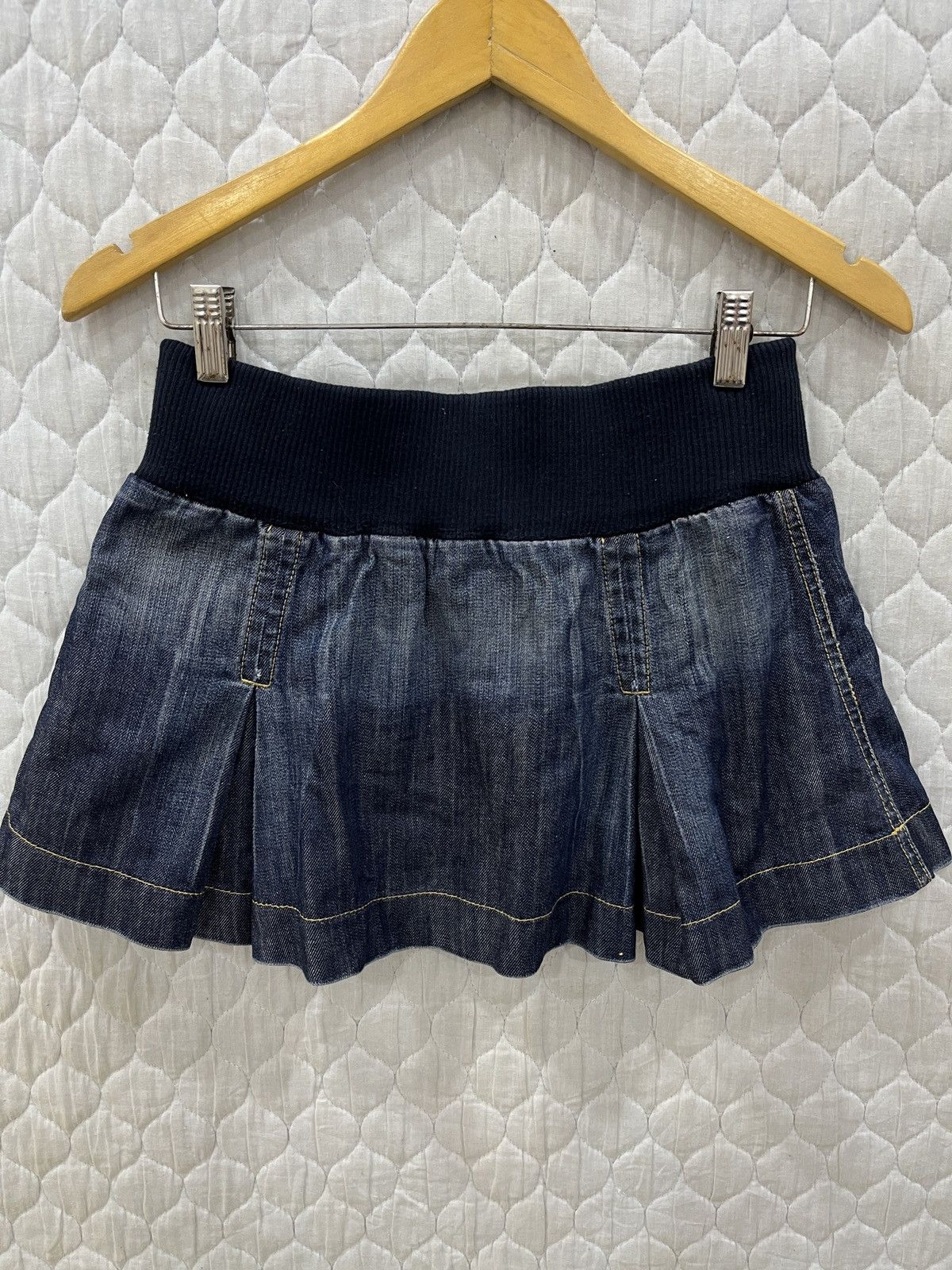 Hypebeast (Nnn). TRF DENIM RULES HYPEBEAST SKIRT Size 26" / US 2 / IT 38 - 4 Thumbnail