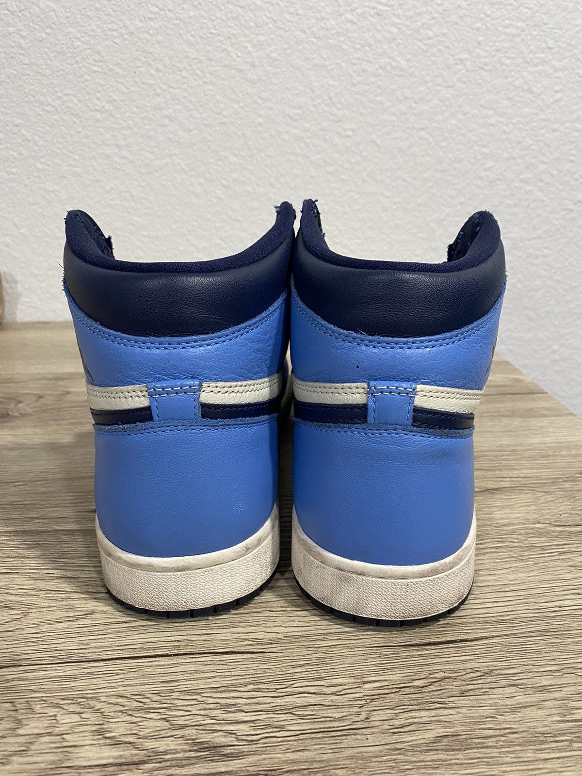 Jordan Brand Jordan 1 Obsidian Size US 10.5 / EU 43-44 - 3 Thumbnail