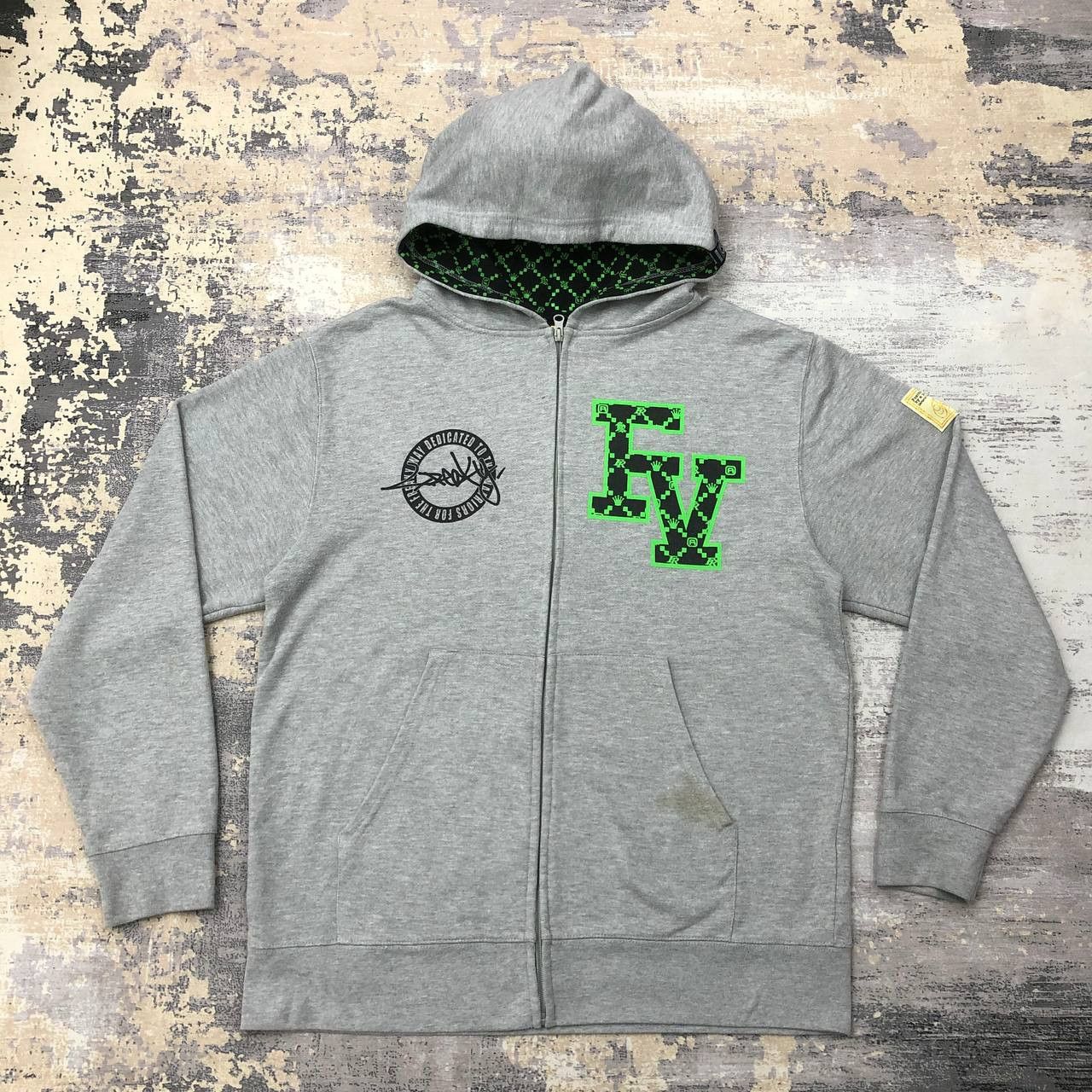 Massive Y282 JAPAN FREAKY MASSIVE FREAKISH FELLOWS HOODIE Size US XXL / EU 58 / 5 - 3 Thumbnail