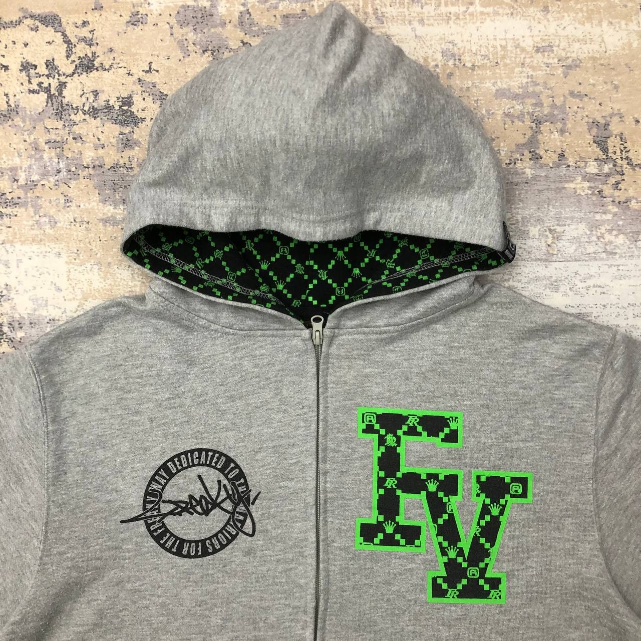 Massive Y282 JAPAN FREAKY MASSIVE FREAKISH FELLOWS HOODIE Size US XXL / EU 58 / 5 - 6 Thumbnail