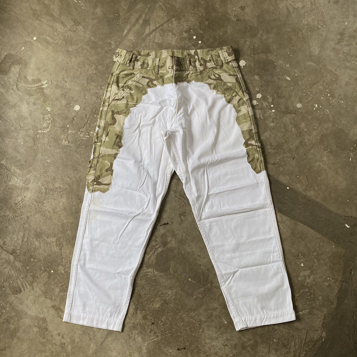 Black Comme des Garçons: Tapered Leg Trouser (White) | DSMNY