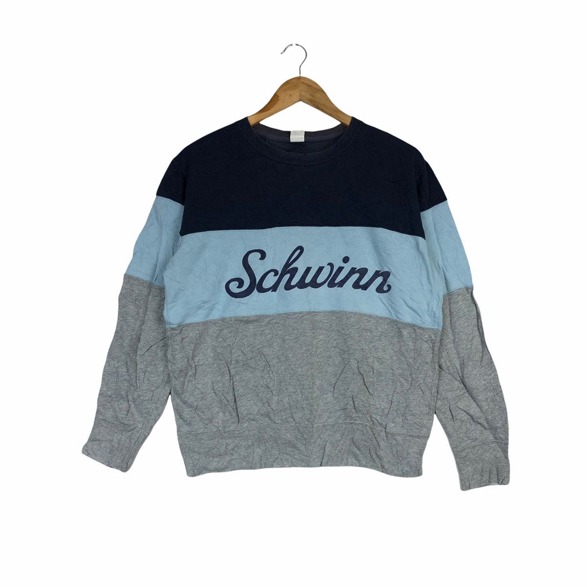 Uniqlo Uniqlo Schwinn Sweatshirt Casual Jumper Pullover Size US M / EU 48-50 / 2 - 1 Thumbnail