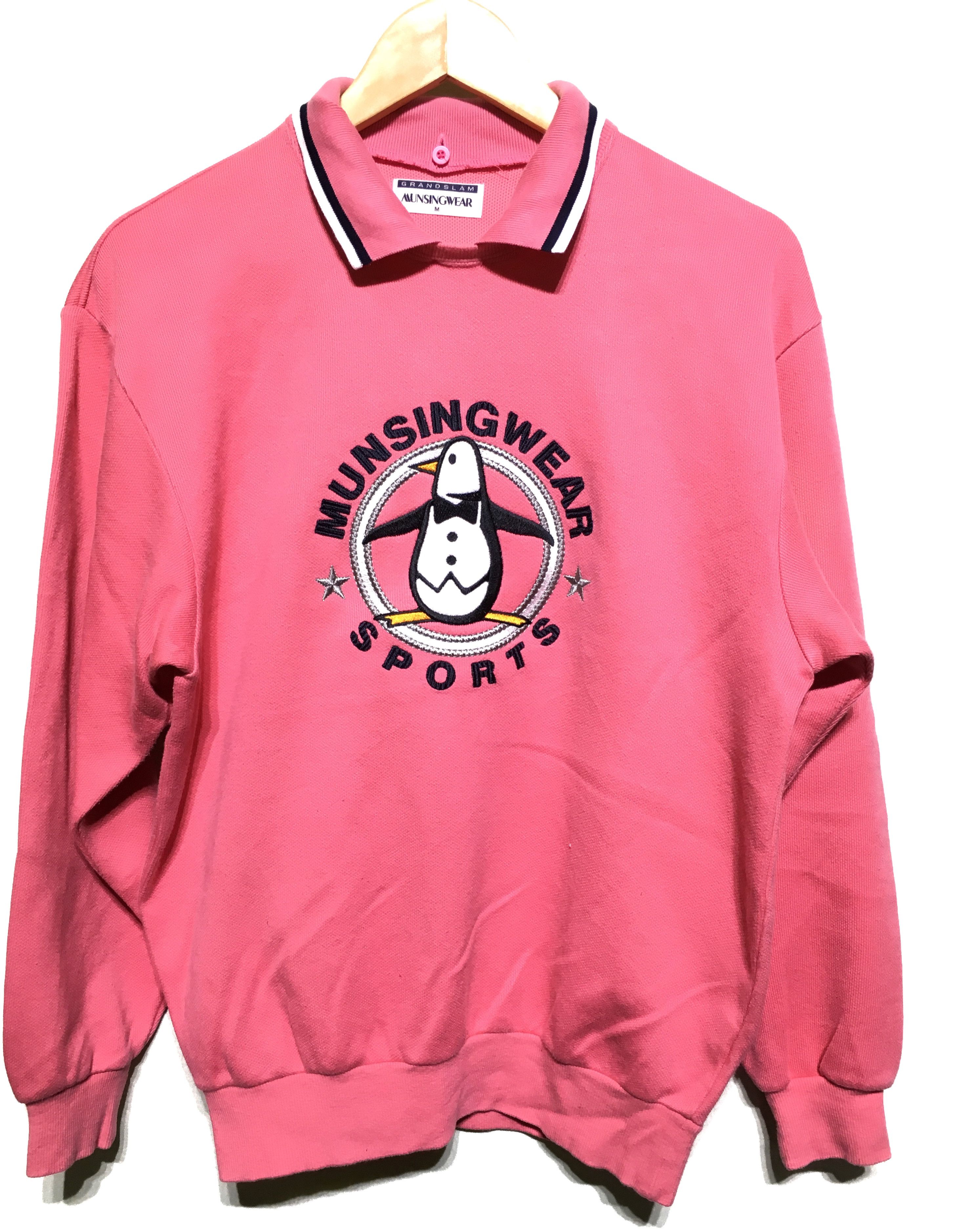 Japanese Brand Vintage MUNSING WEAR SPORTS Crewneck Sweatshirt Size US M / EU 48-50 / 2 - 1 Thumbnail