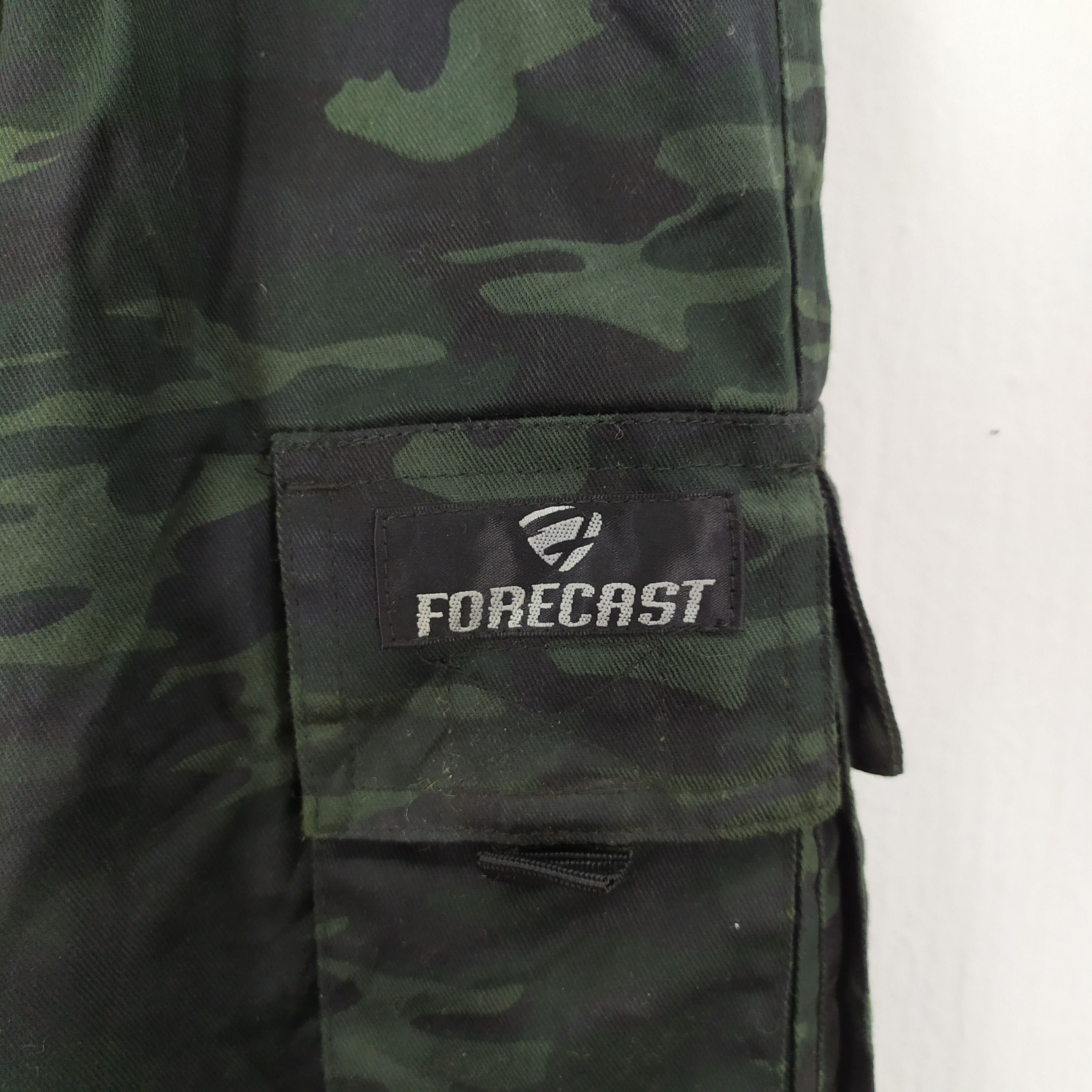 Japanese Brand 9 POCKET FORECAST CAMO CARGO PANTS Size US 30 / EU 46 - 8 Thumbnail