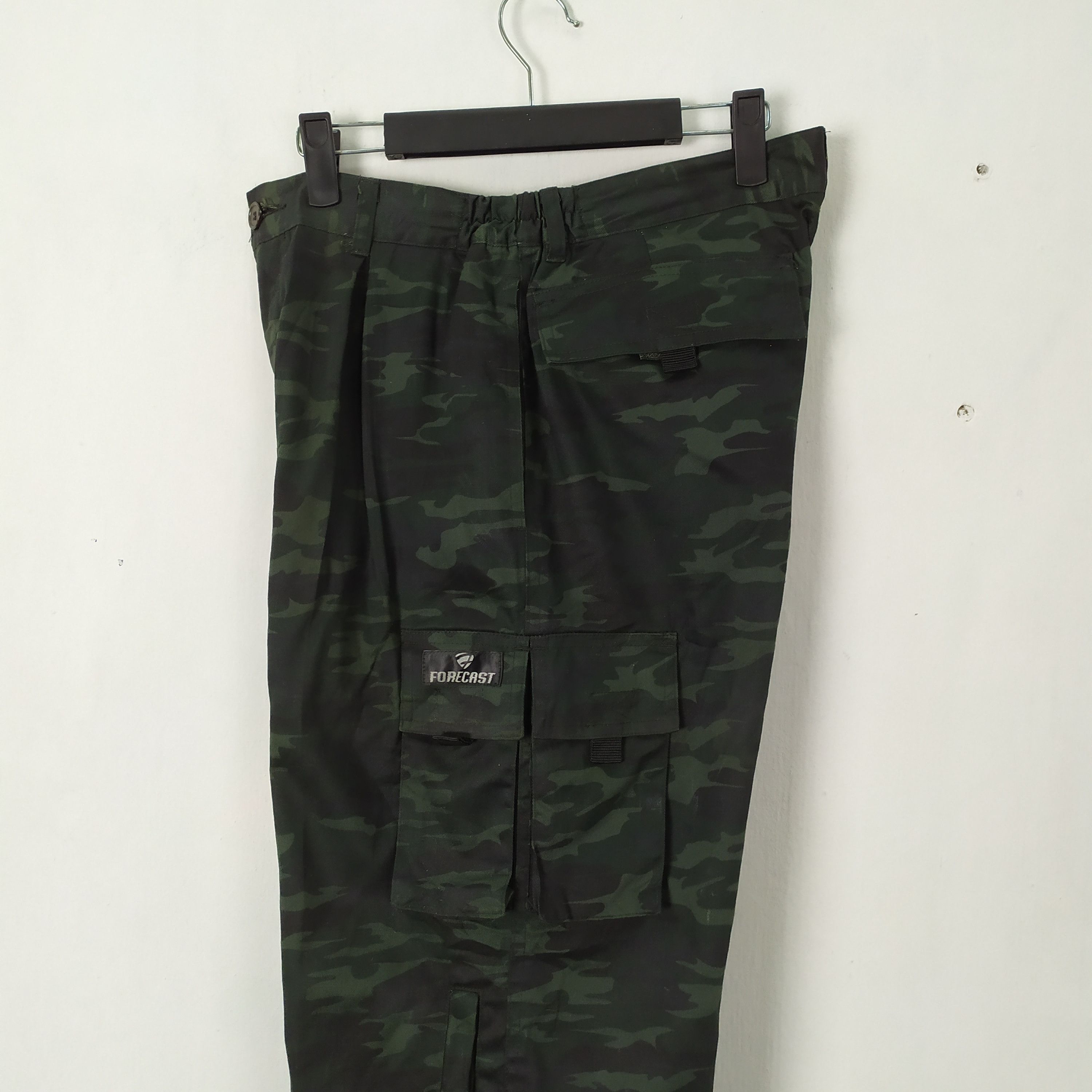 Japanese Brand 9 POCKET FORECAST CAMO CARGO PANTS Size US 30 / EU 46 - 12 Thumbnail