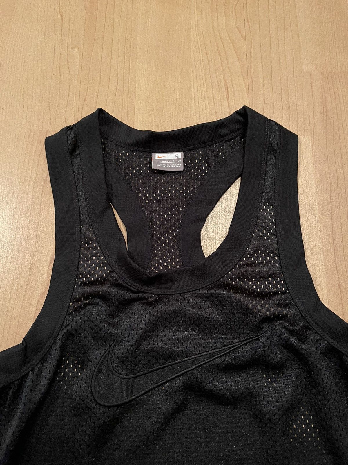 Nike × Vintage 🏀 Nike 2007 vintage Y2K mesh big swoosh drill tank top Size S / US 4 / IT 40 - 2 Thumbnail