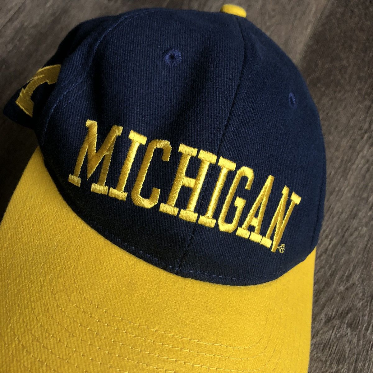 Nike Vintage 2000s Nike University of Michigan Swoosh Team Hat Size ONE SIZE - 2 Thumbnail