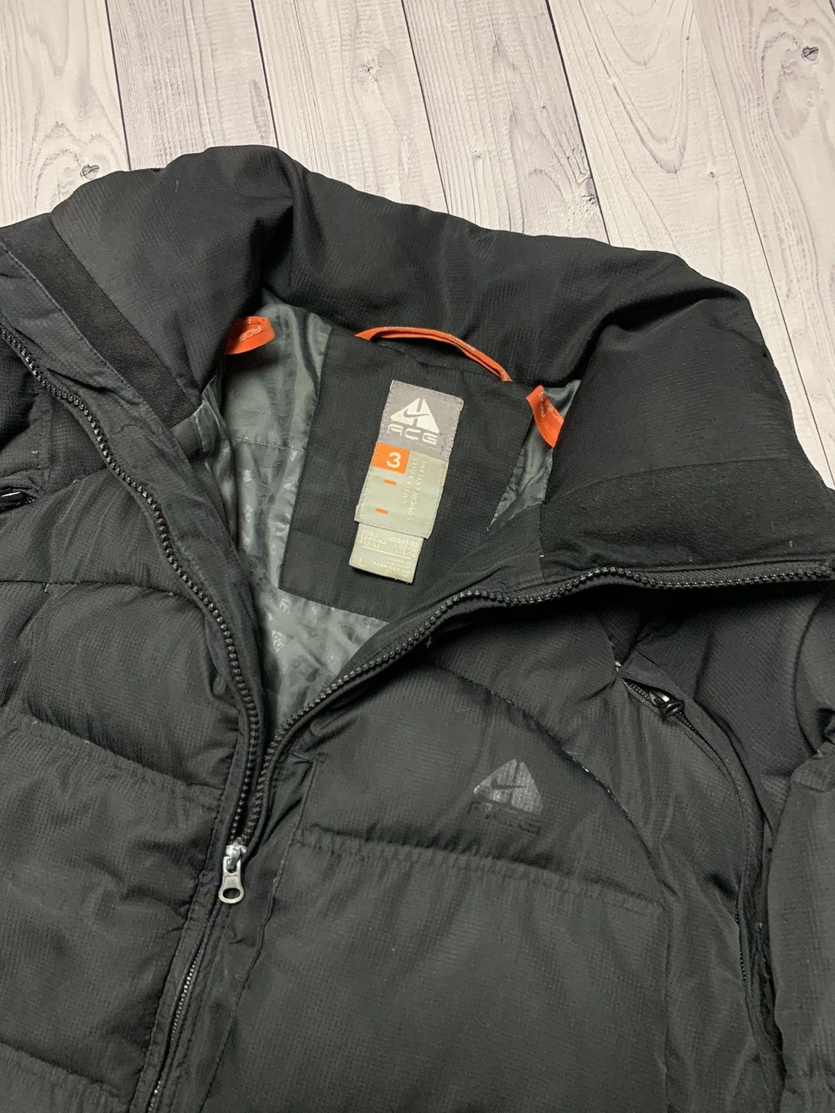 Nike × Nike ACG × Vintage Vintage Nike ACG down jacket distressed size L Size US L / EU 52-54 / 3 - 2 Thumbnail