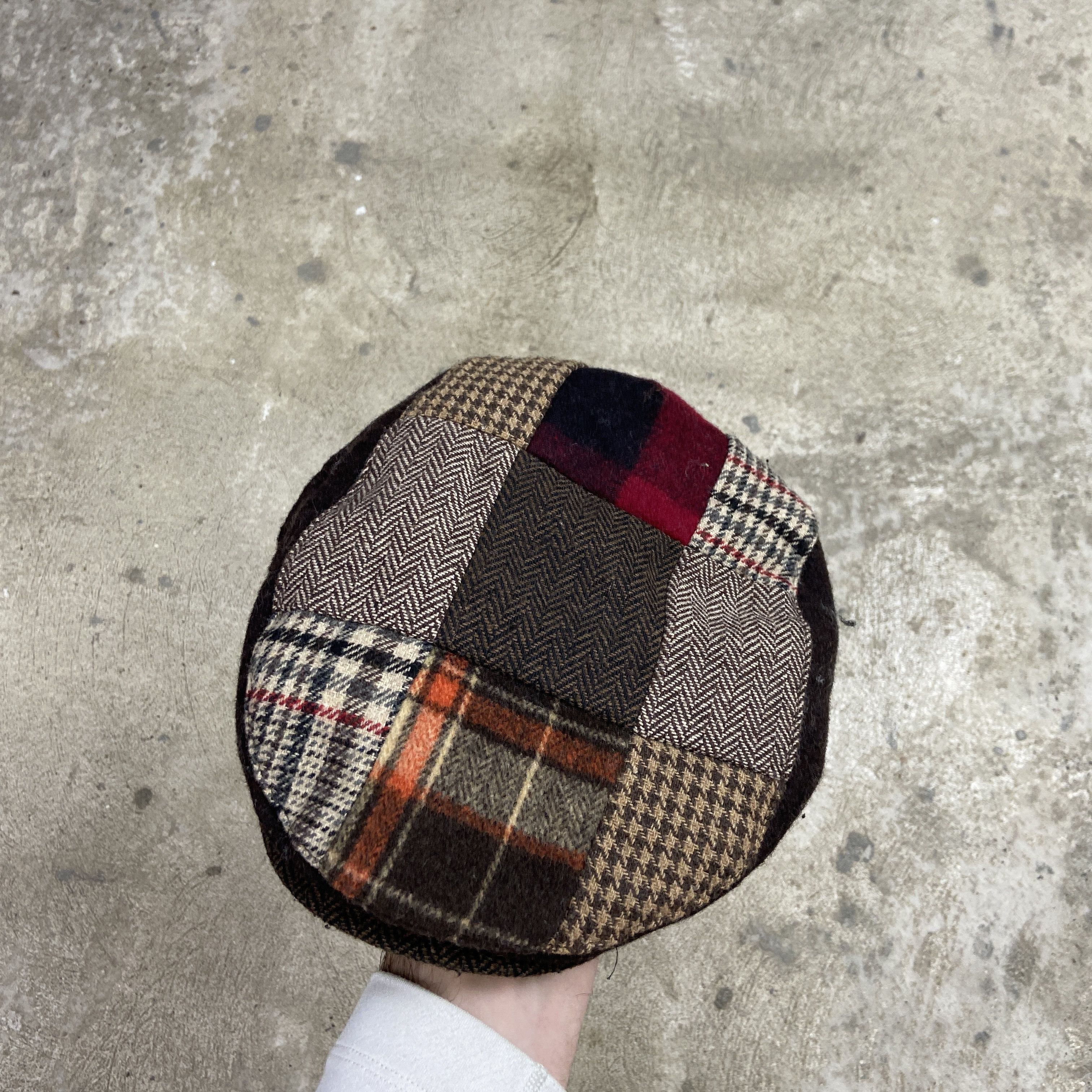 7 1/2 Harris Tweed Box Logo 7 1/2 Harris Tweed Box Logo Harris