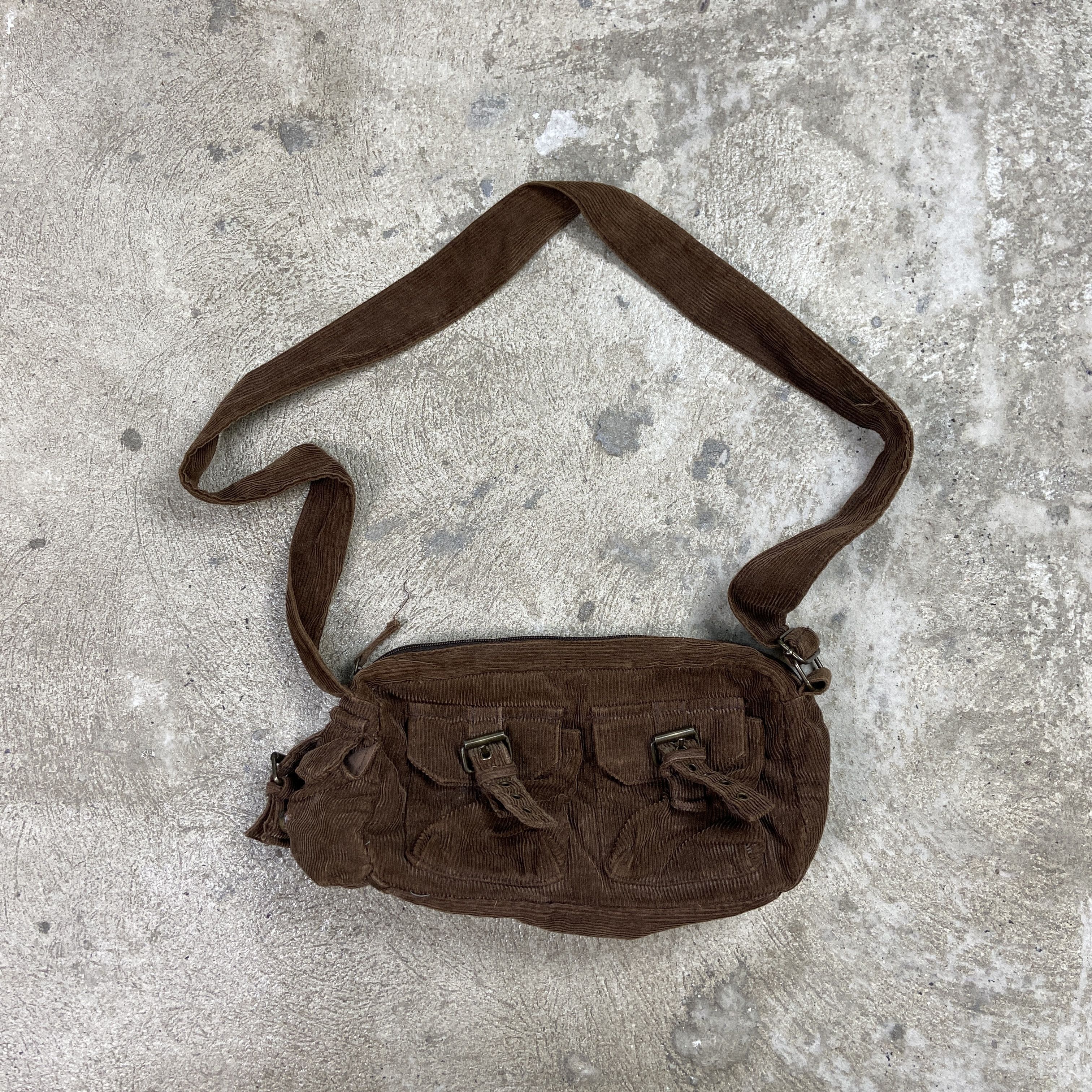 Y2K VELVET MULTIPOCKET RARE VINTAGE CROSSBODY BAG - № 6023