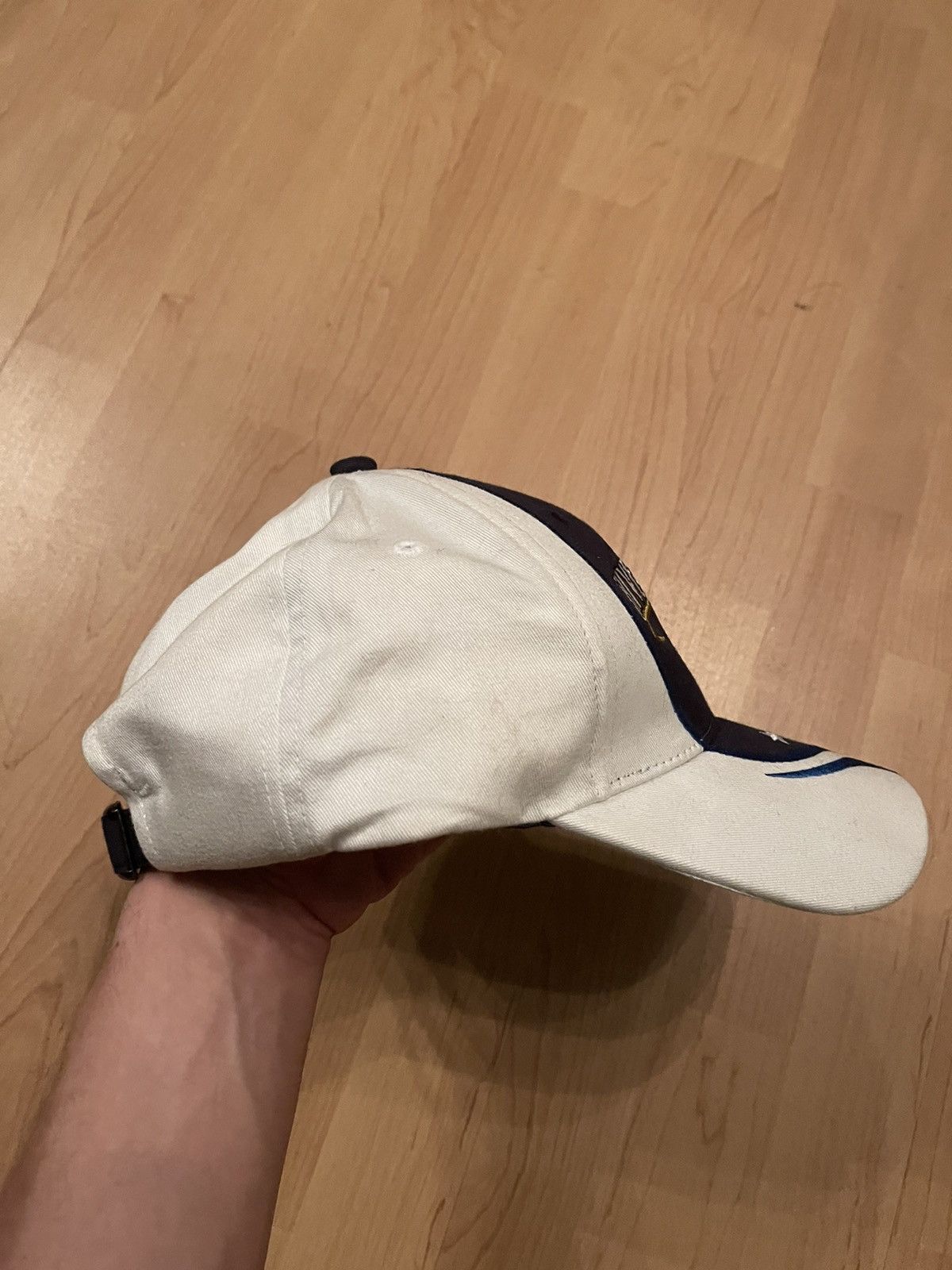 Universal Studios × Vintage Universal Studios vintage 90s deadstock cap Size ONE SIZE - 2 Thumbnail