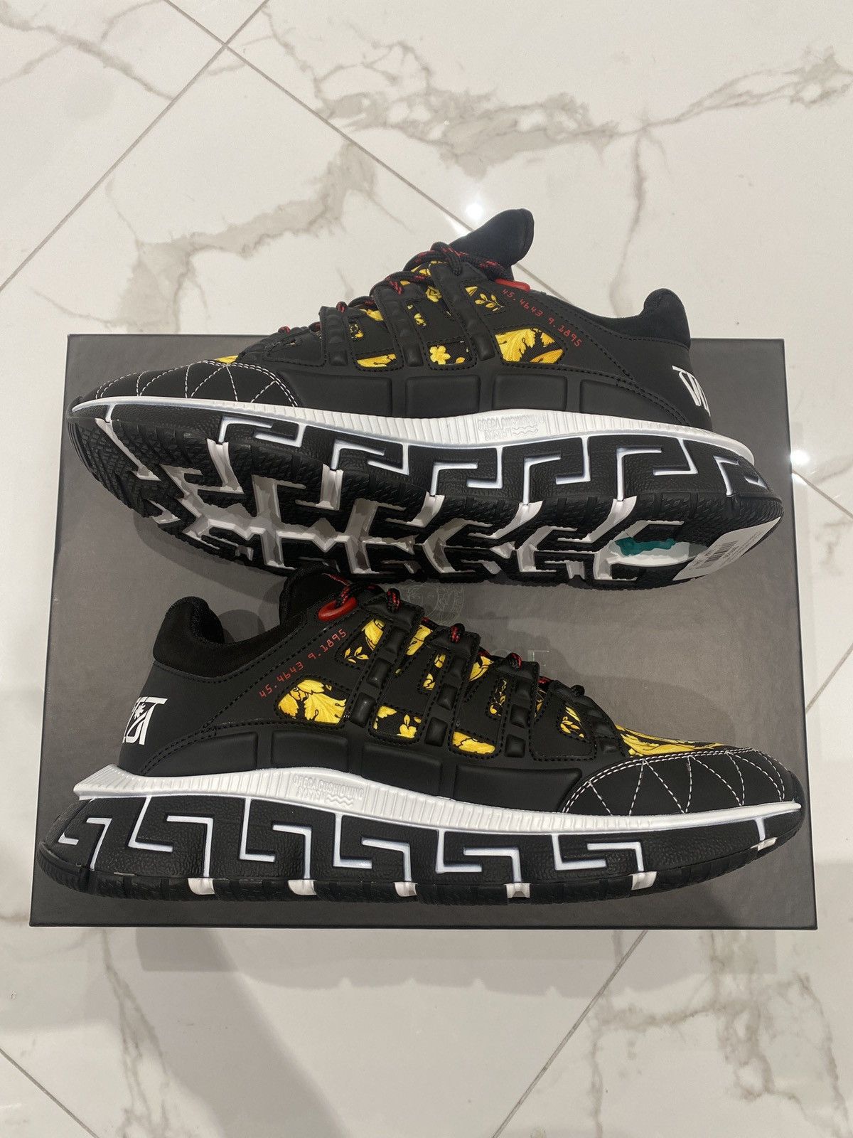 Versace Trigreca baroque-print sneakers
