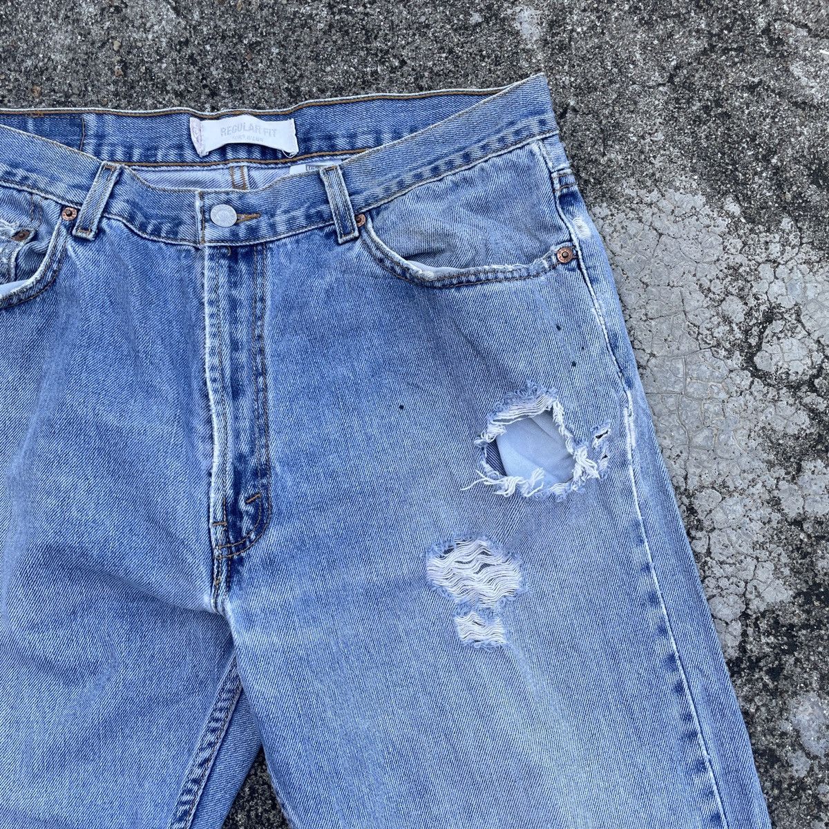 Levi's Vintage Levis 505 Distressed Denim Jeans Size US 34 / EU 50 - 2 Thumbnail