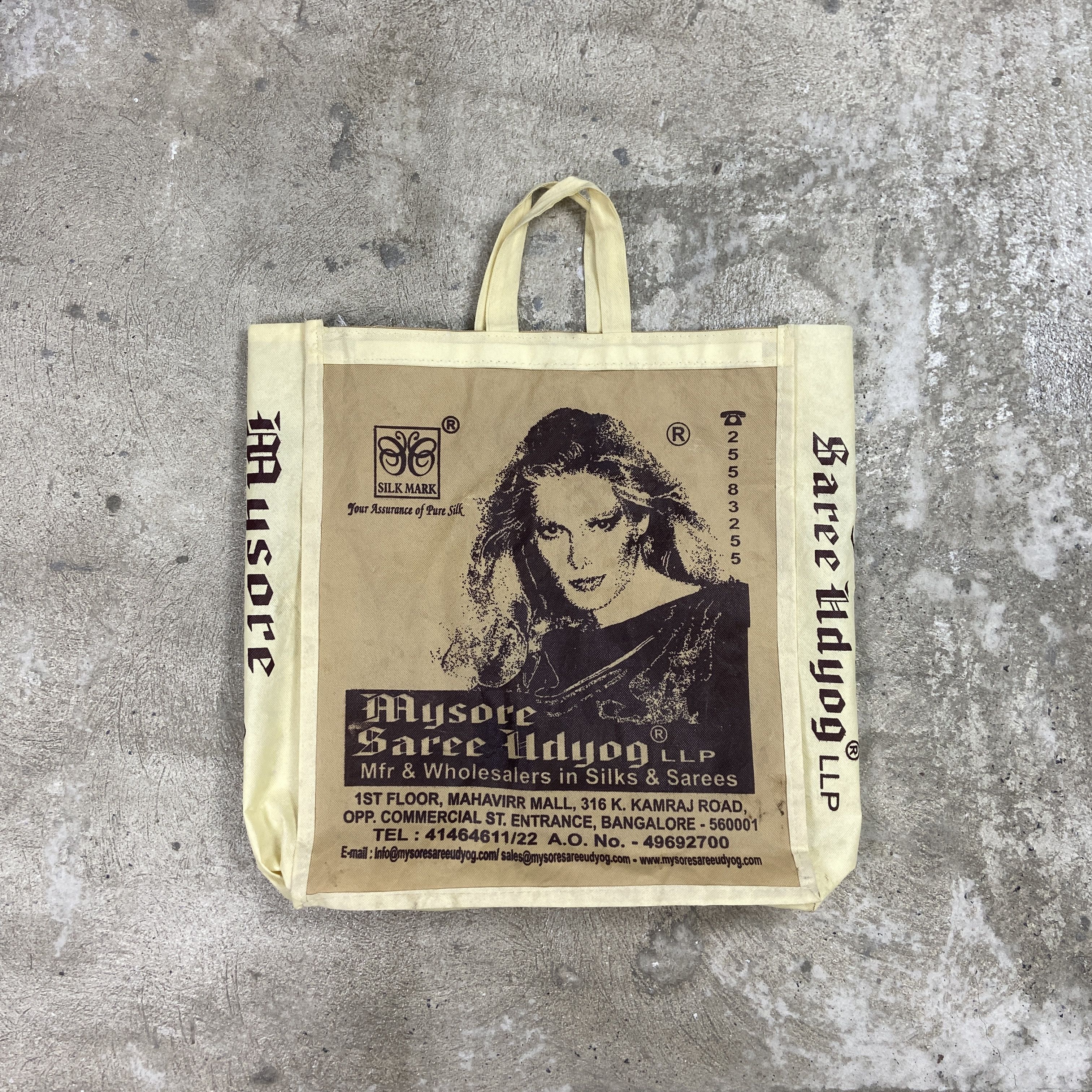 Vintage 2000s OLD GHOTIC MAGAZINE TOTE BAG - № 6006 Size ONE SIZE - 2 Thumbnail