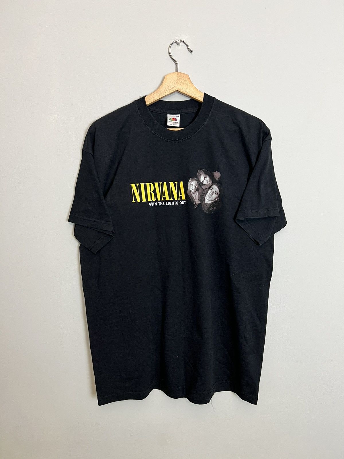 Band Tees Rare Vintage 2005 Nirvana With The Lights Out Y2K Band Tee Size US L / EU 52-54 / 3 - 1 Thumbnail