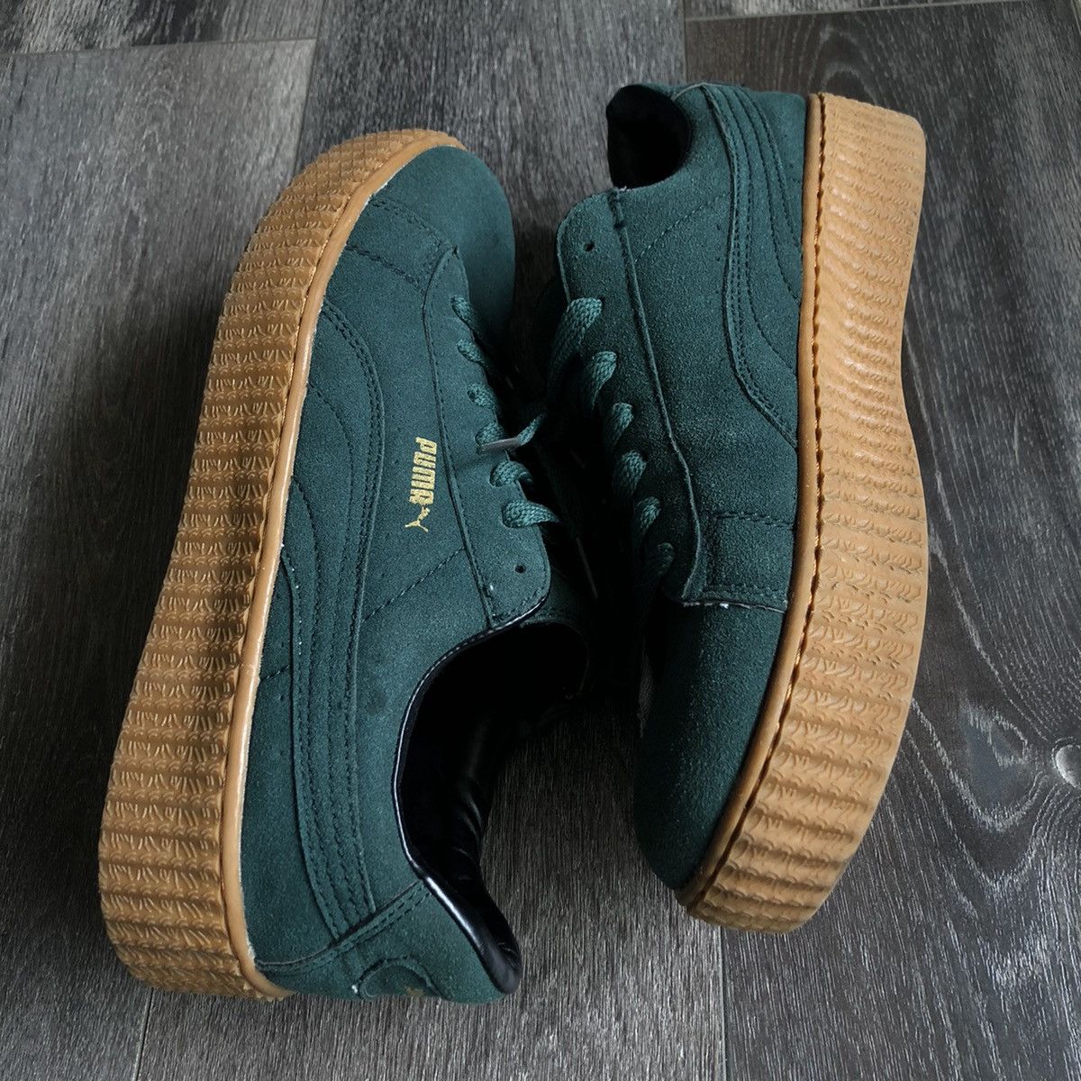 Fenty × Puma Vintage Puma X Fenty Rihanna Green Suede Creepers Gum Shoes Size US 8.5 / IT 38.5 - 2 Thumbnail