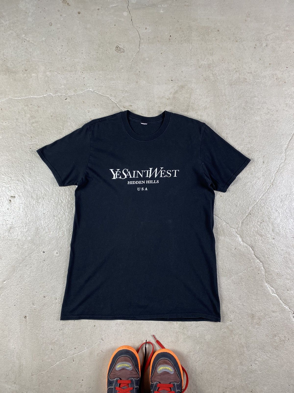 Rap Tees Vintage Kanye West “Ye Saint West” Tour T Shirt Size US L / EU 52-54 / 3 - 1 Thumbnail