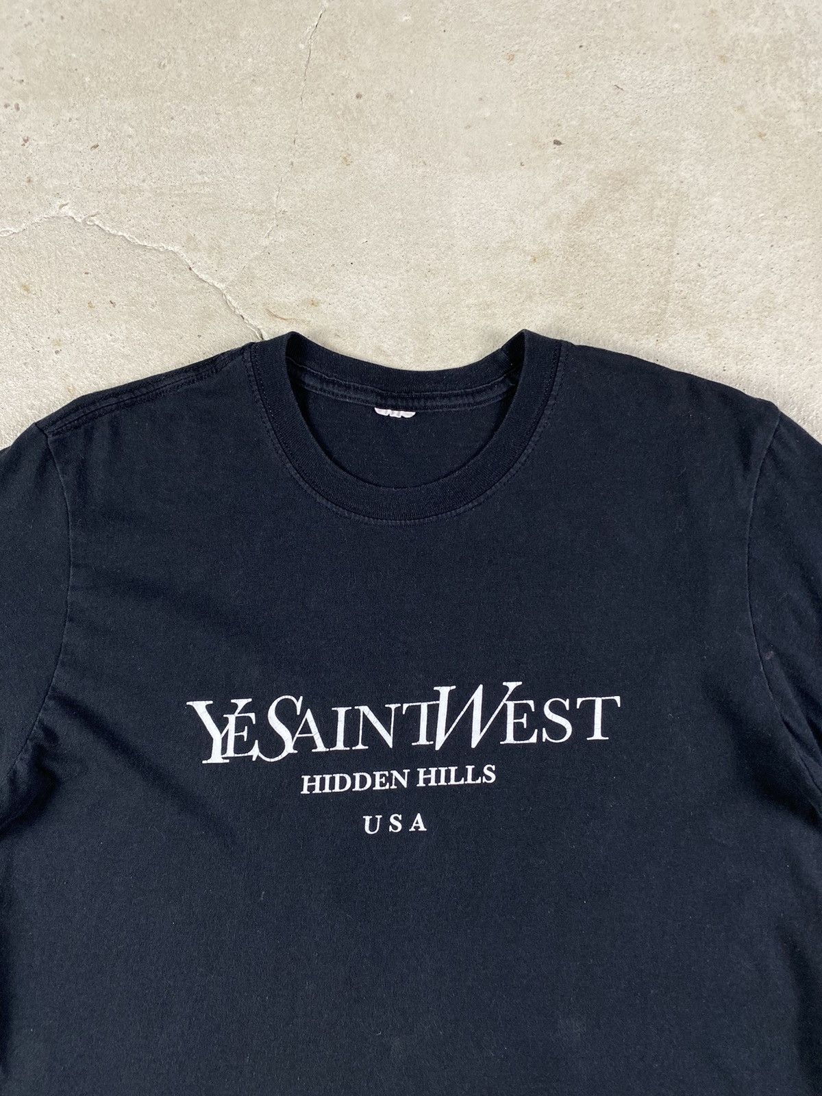 Rap Tees Vintage Kanye West “Ye Saint West” Tour T Shirt Size US L / EU 52-54 / 3 - 2 Thumbnail