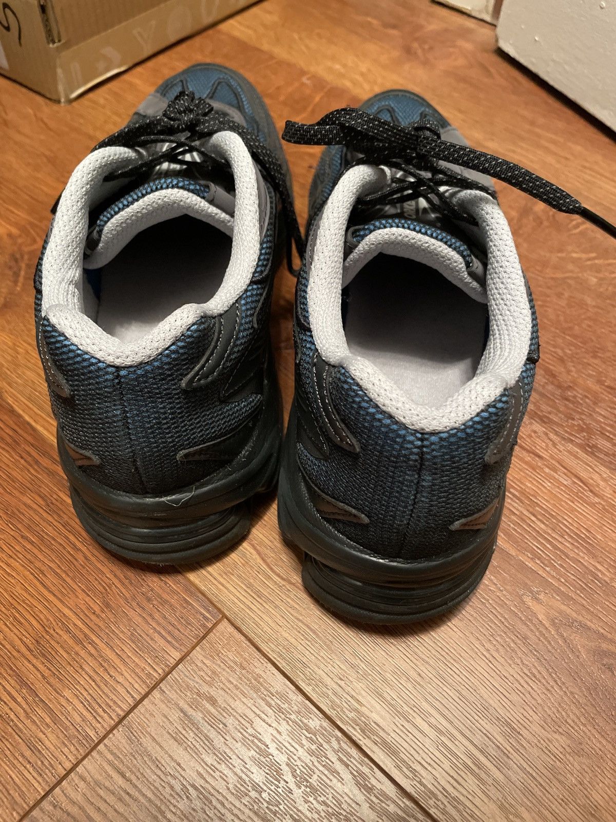 Adidas Adidas Orketro shoes Size US 7 / EU 40 - 4 Thumbnail