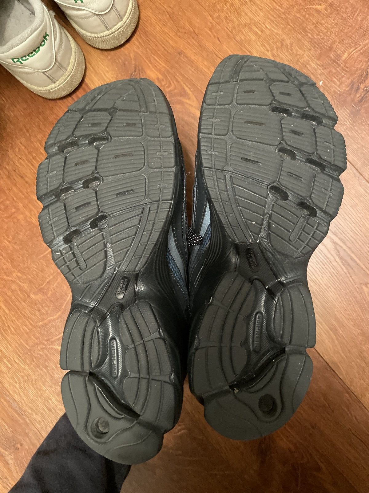 Adidas Adidas Orketro shoes Size US 7 / EU 40 - 5 Thumbnail