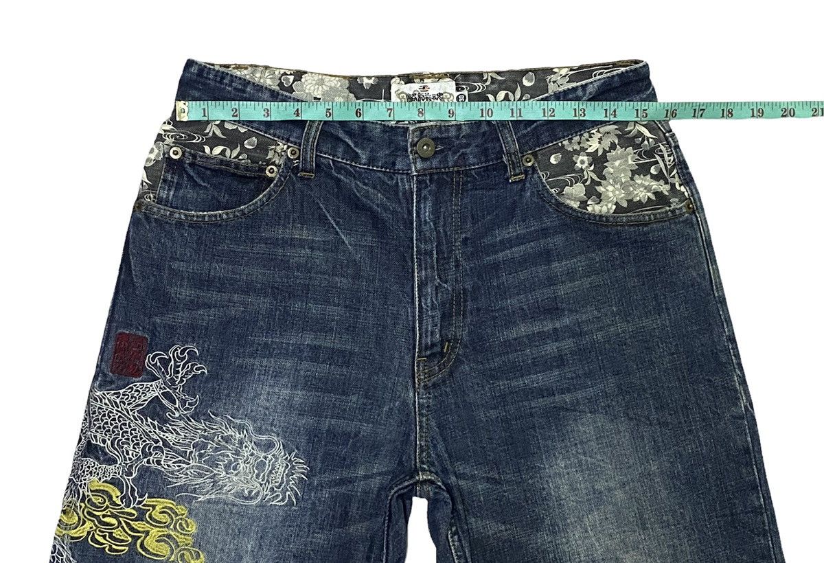 Japanese Brand KARAKURI Dragon Multipocket Embroidered Denim Jeans Size US 31 - 4 Thumbnail