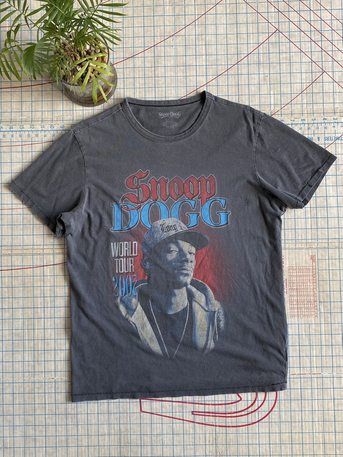 Snoop Dogg Faded Black Rap Tee Size Large