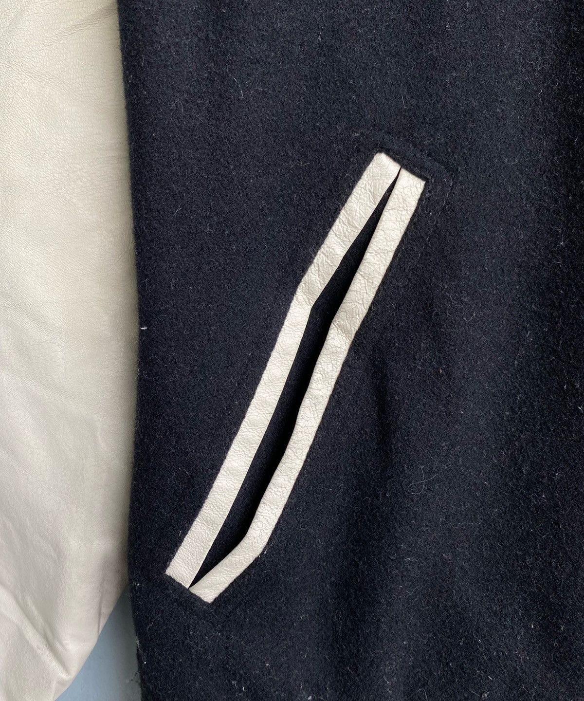Japanese Brand 💥 Varsity Jacket Sleeves Pig Leather Size US L / EU 52-54 / 3 - 10 Thumbnail
