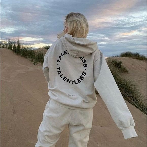 NEW TALENTLESS CIRCLE LOGO WOMENS BONE HOODIE