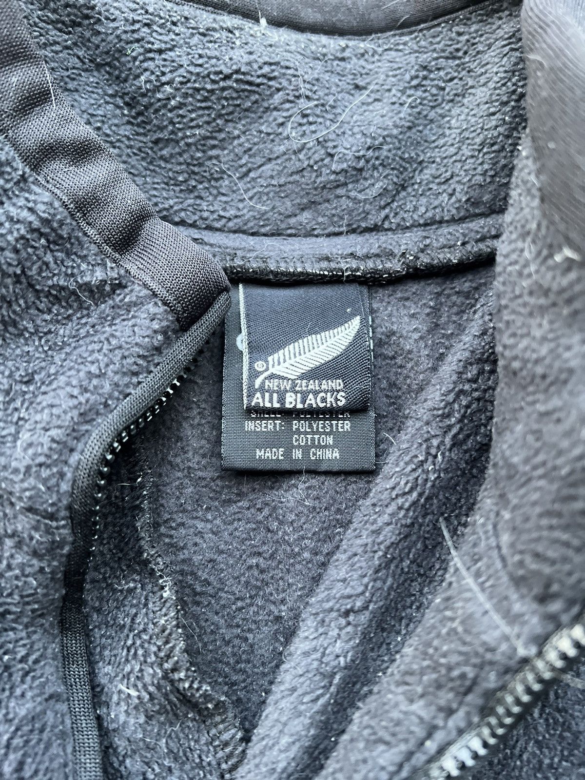 Adidas Vintage Adidas All Black Training Fleece Pullover Size US L / EU 52-54 / 3 - 3 Thumbnail