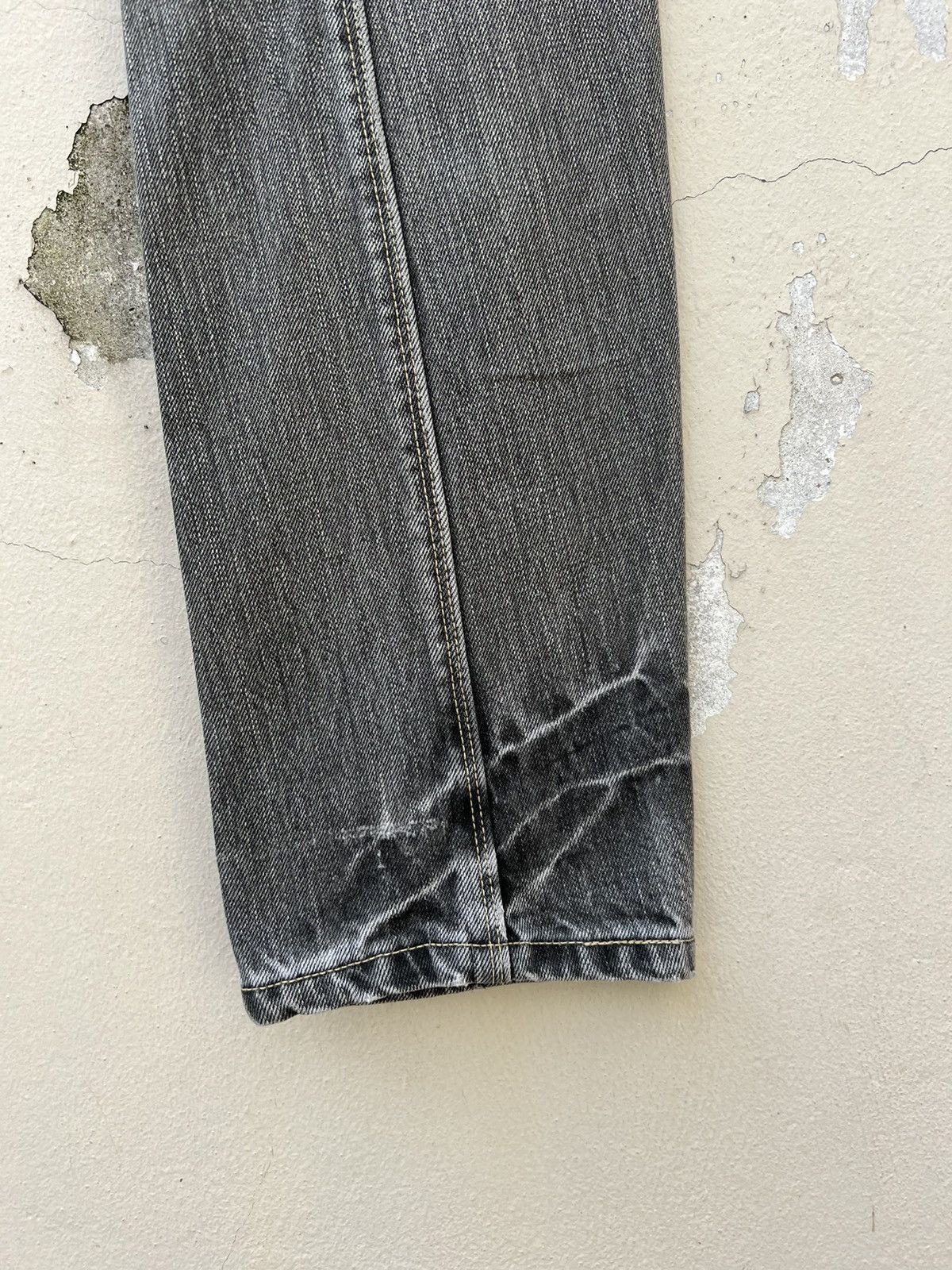 Japanese Brand × Levi's Vintage 2004 Levi’s Engineered Japan Fade Black Denim Jeans Size US 30 / EU 46 - 16 Thumbnail