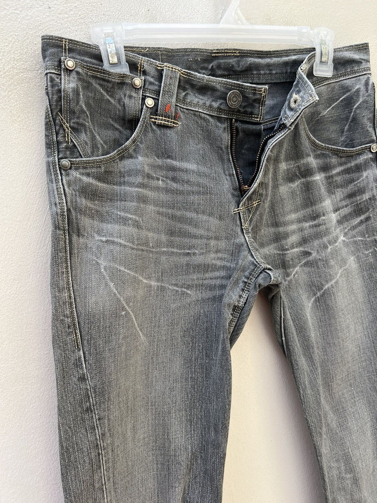 Japanese Brand × Levi's Vintage 2004 Levi’s Engineered Japan Fade Black Denim Jeans Size US 30 / EU 46 - 3 Thumbnail