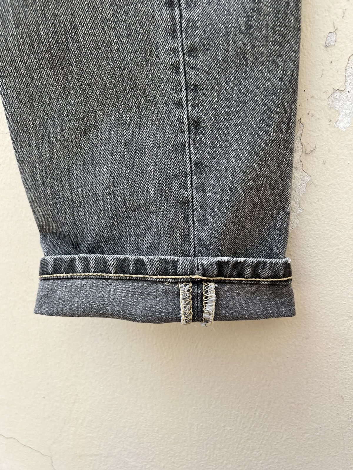 Japanese Brand × Levi's Vintage 2004 Levi’s Engineered Japan Fade Black Denim Jeans Size US 30 / EU 46 - 9 Thumbnail