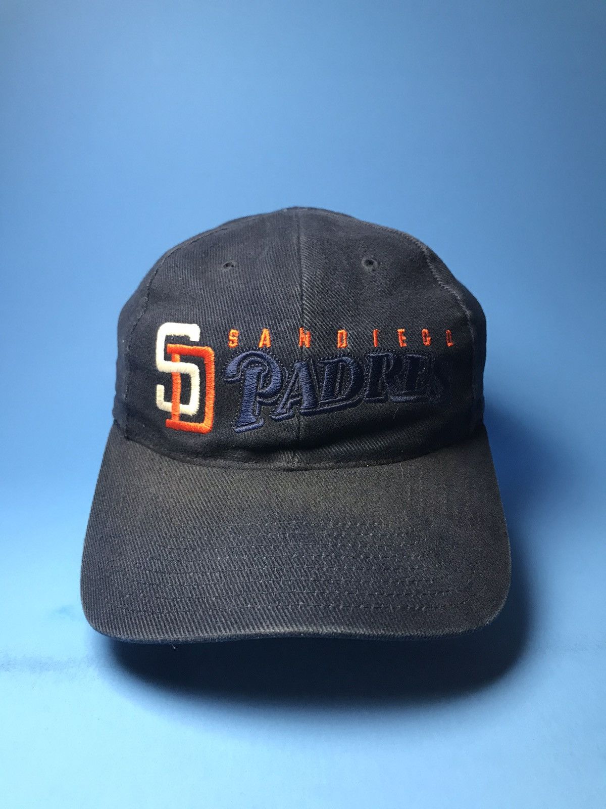 Vintage Vintage San Diego Padres Hat Size ONE SIZE - 1 Thumbnail
