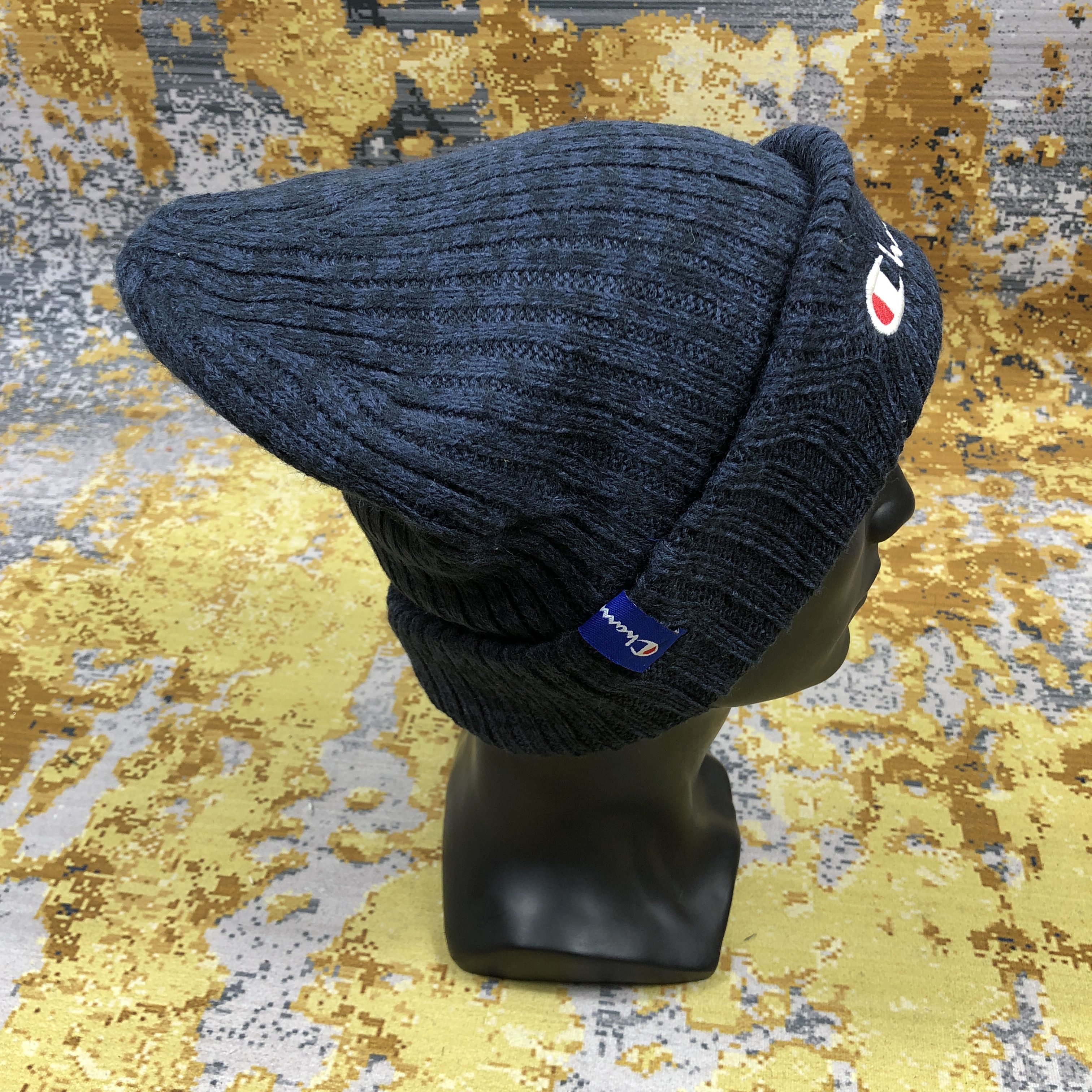 Champion × Vintage Vintage Champion Spell Out Beanie Hat B2280 Size ONE SIZE - 2 Thumbnail