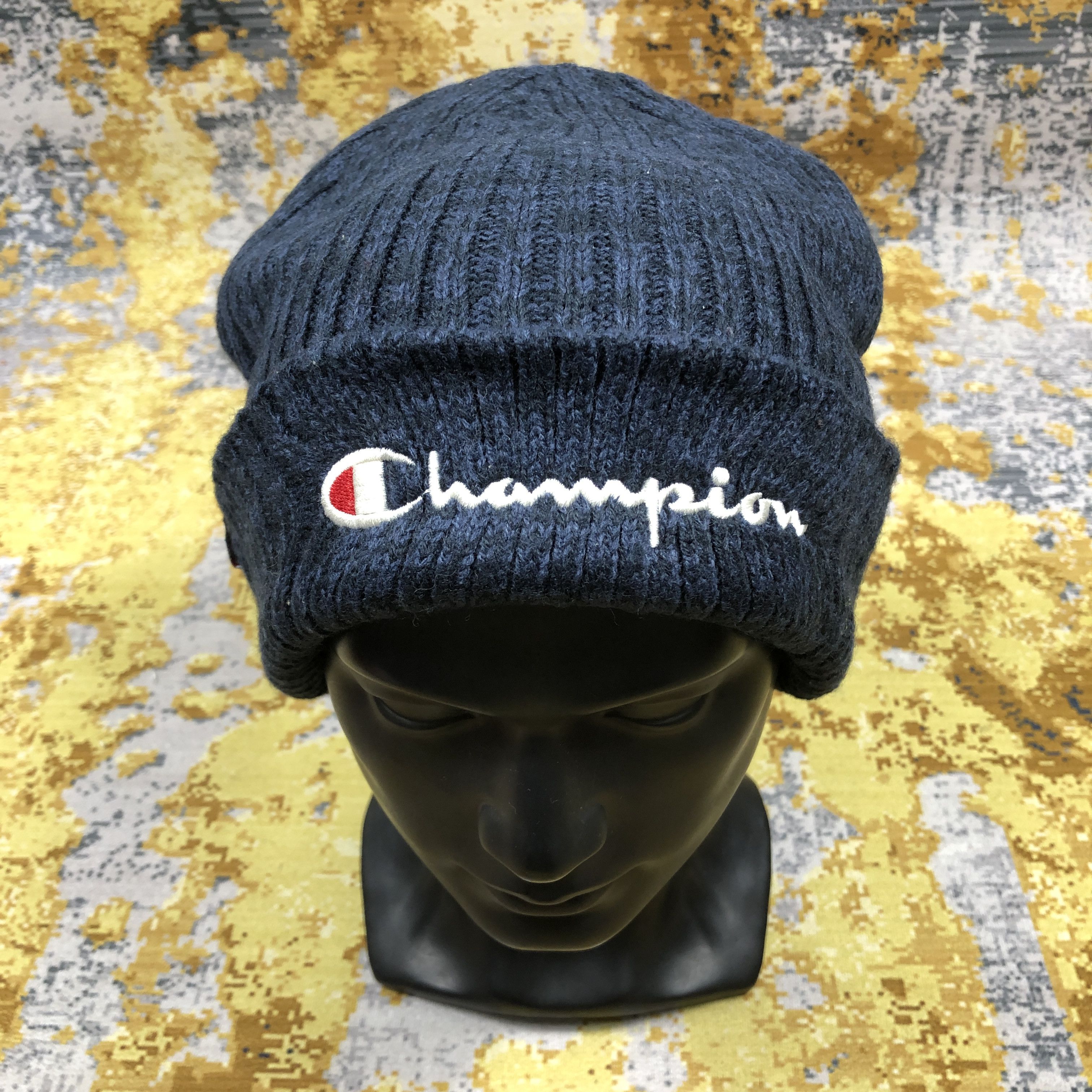 Champion × Vintage Vintage Champion Spell Out Beanie Hat B2280 Size ONE SIZE - 1 Thumbnail