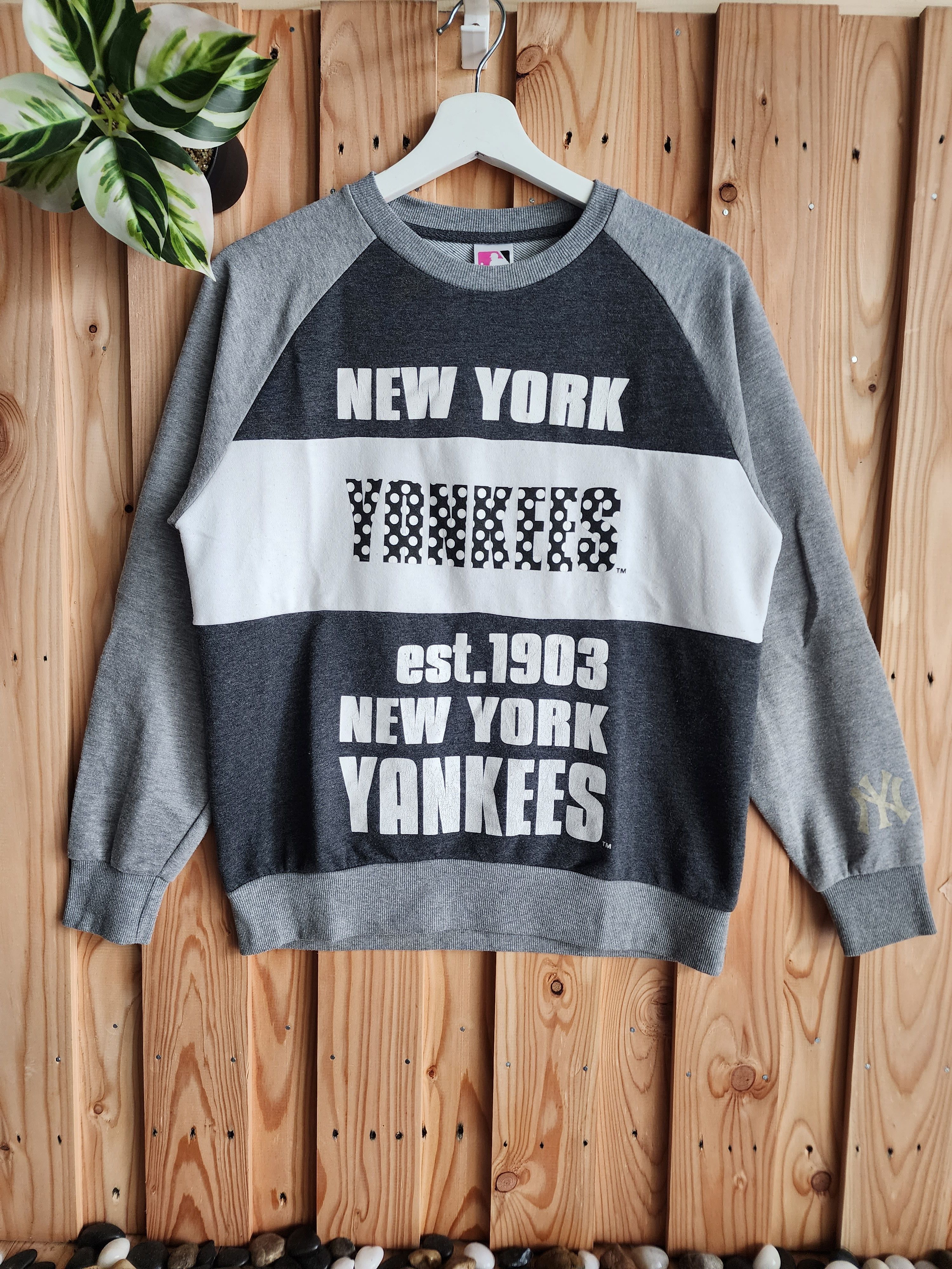Vintage New York NY Yankees Coopertown Levis Sweatshirt M