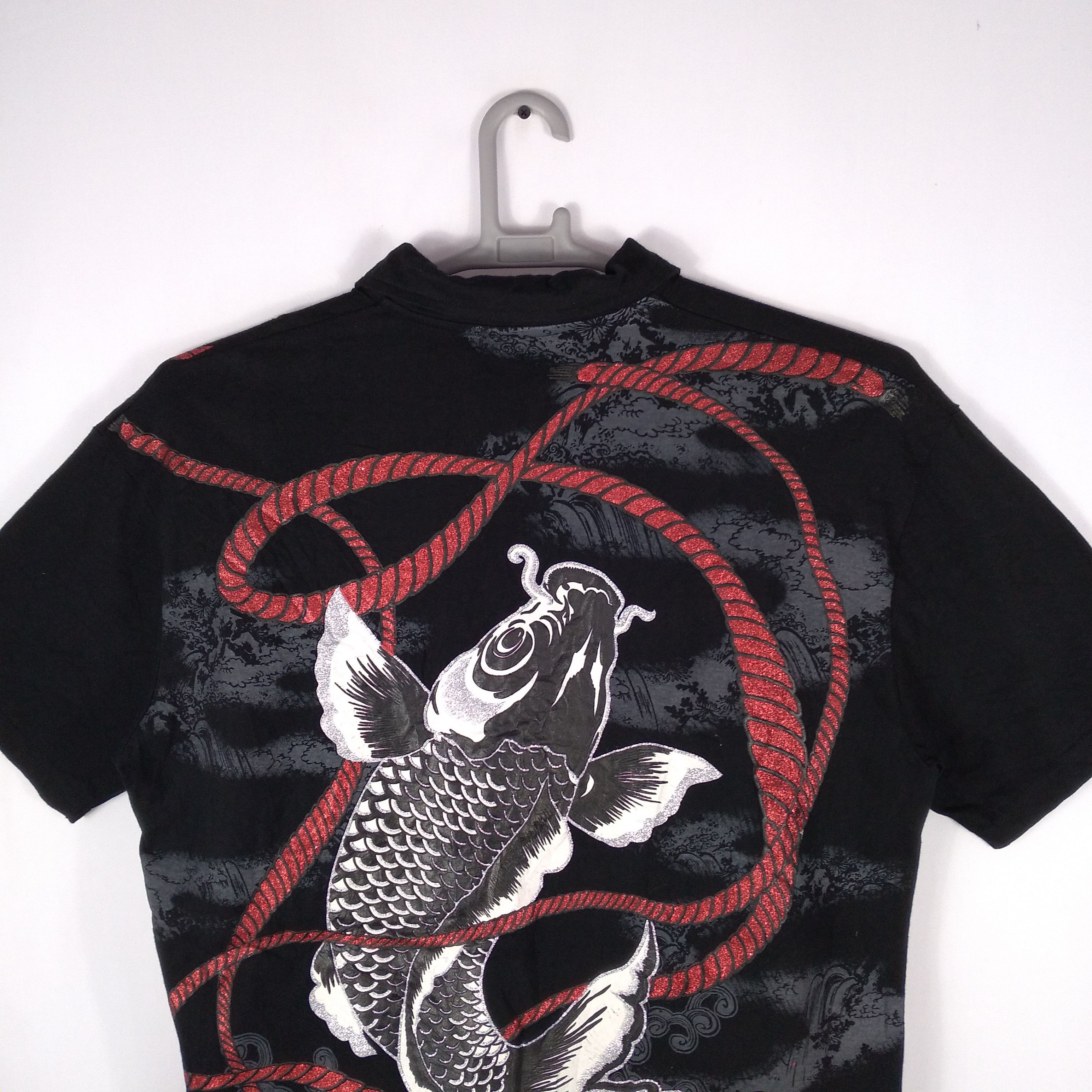 Japanese Brand Vintage Sukajan Art Of Butterfly Koi Polos Shirt Size US L / EU 52-54 / 3 - 2 Thumbnail