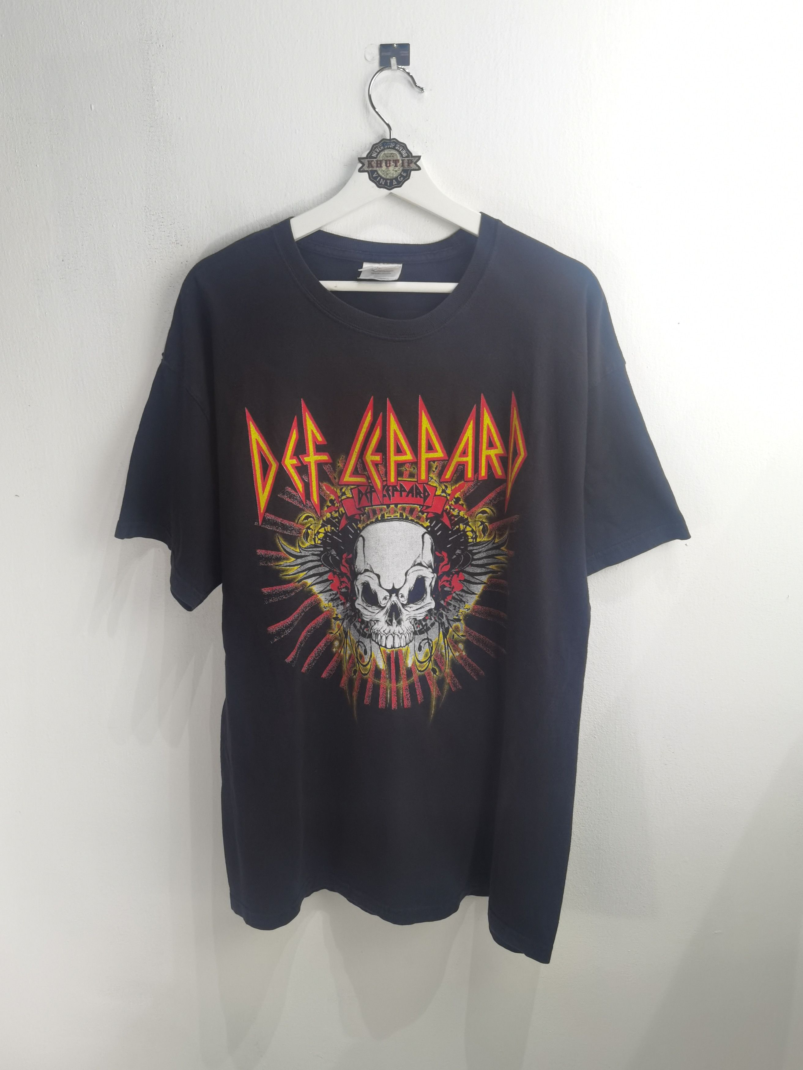 Band Tees Def Leppard Summer Tour 2009 Size US XL / EU 56 / 4 - 1 Thumbnail