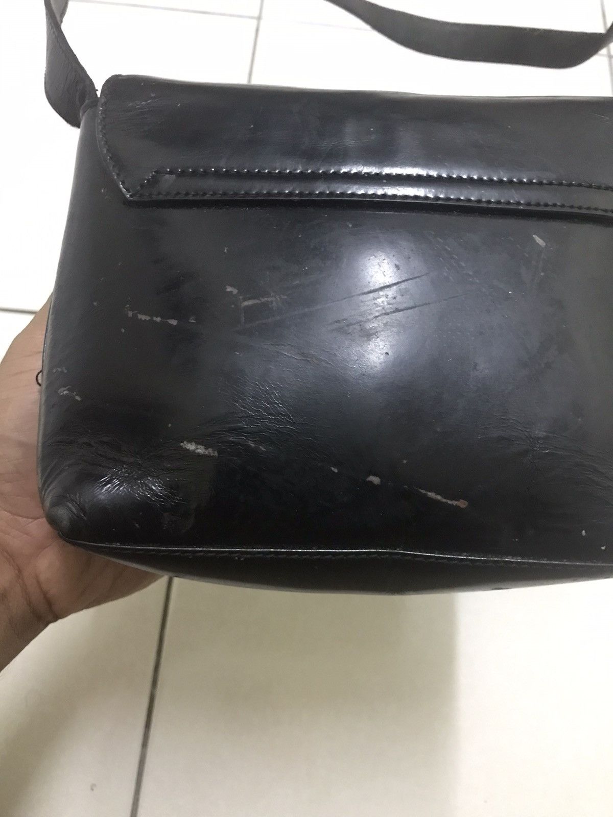 Gucci AUTHENTIC GUCCI SHOULDER BAG BLACK LEATHER Size ONE SIZE - 8 Thumbnail