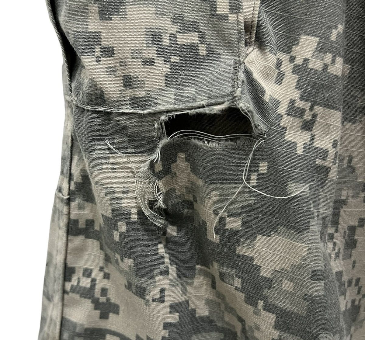 Vintage Vintage TROUSER, ARMY COMBAT UNIFORM MILITARY PANTS Size US 37 - 16 Thumbnail