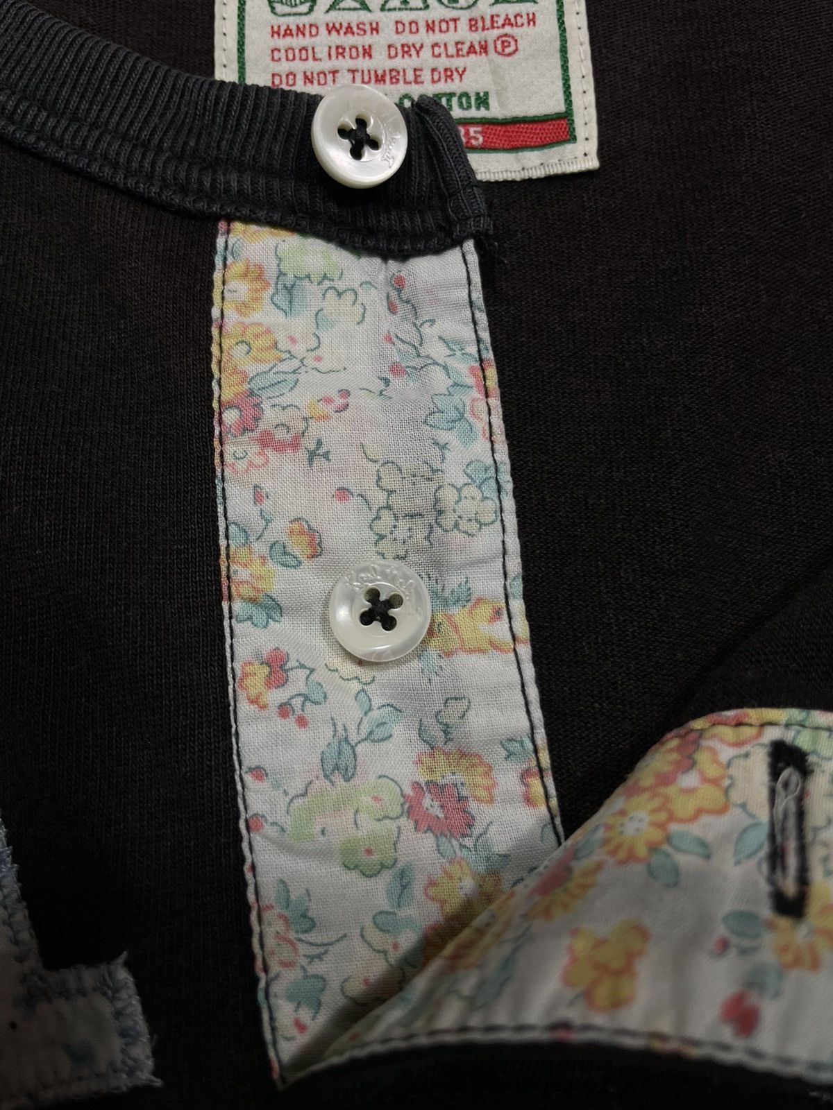 Karl Helmut × Vintage Vintage 90s Karl Helmut Embroidery Flora design big logo Size US L / EU 52-54 / 3 - 6 Thumbnail