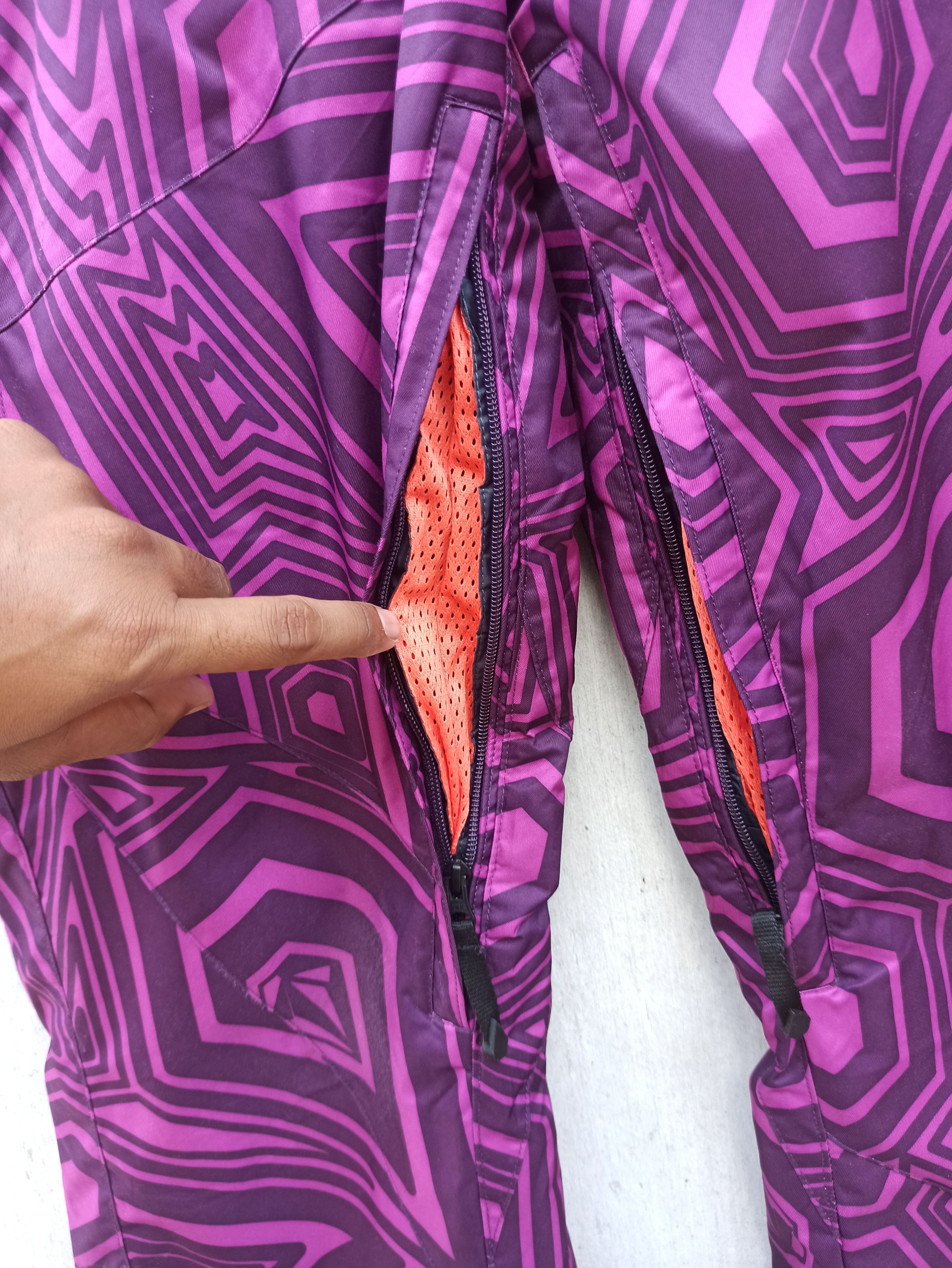 Volcom Volcom Ayers Insulated Pant Snowboard Ski 15k Waterproof Size US 32 / EU 48 - 9 Thumbnail