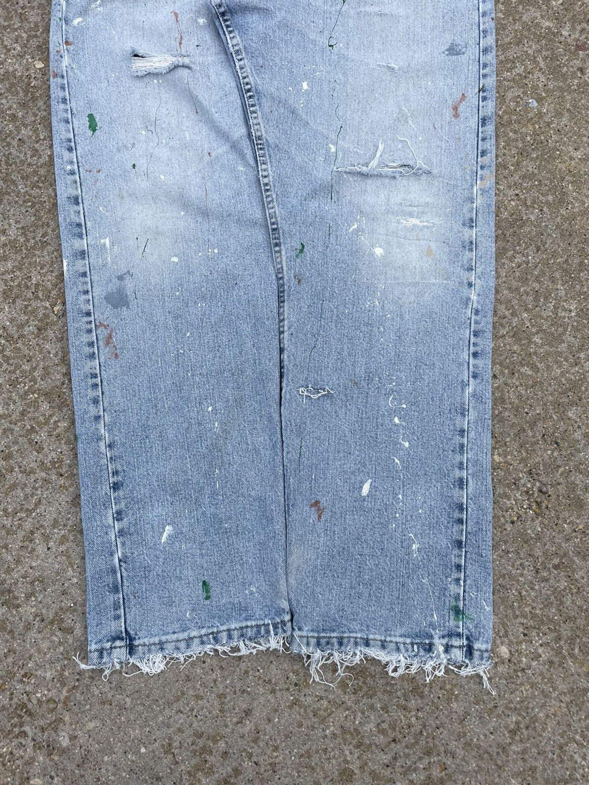Vintage 1990’s Light Wash Wrangler Distressed Painters Jeans