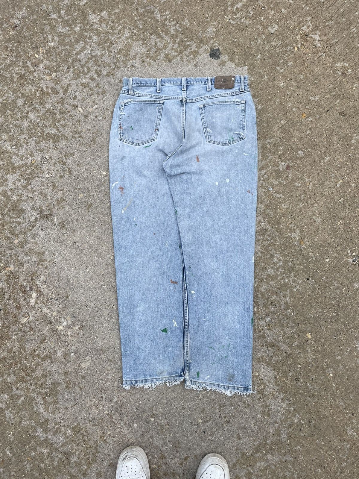 Vintage 1990’s Light Wash Wrangler Distressed Painters Jeans