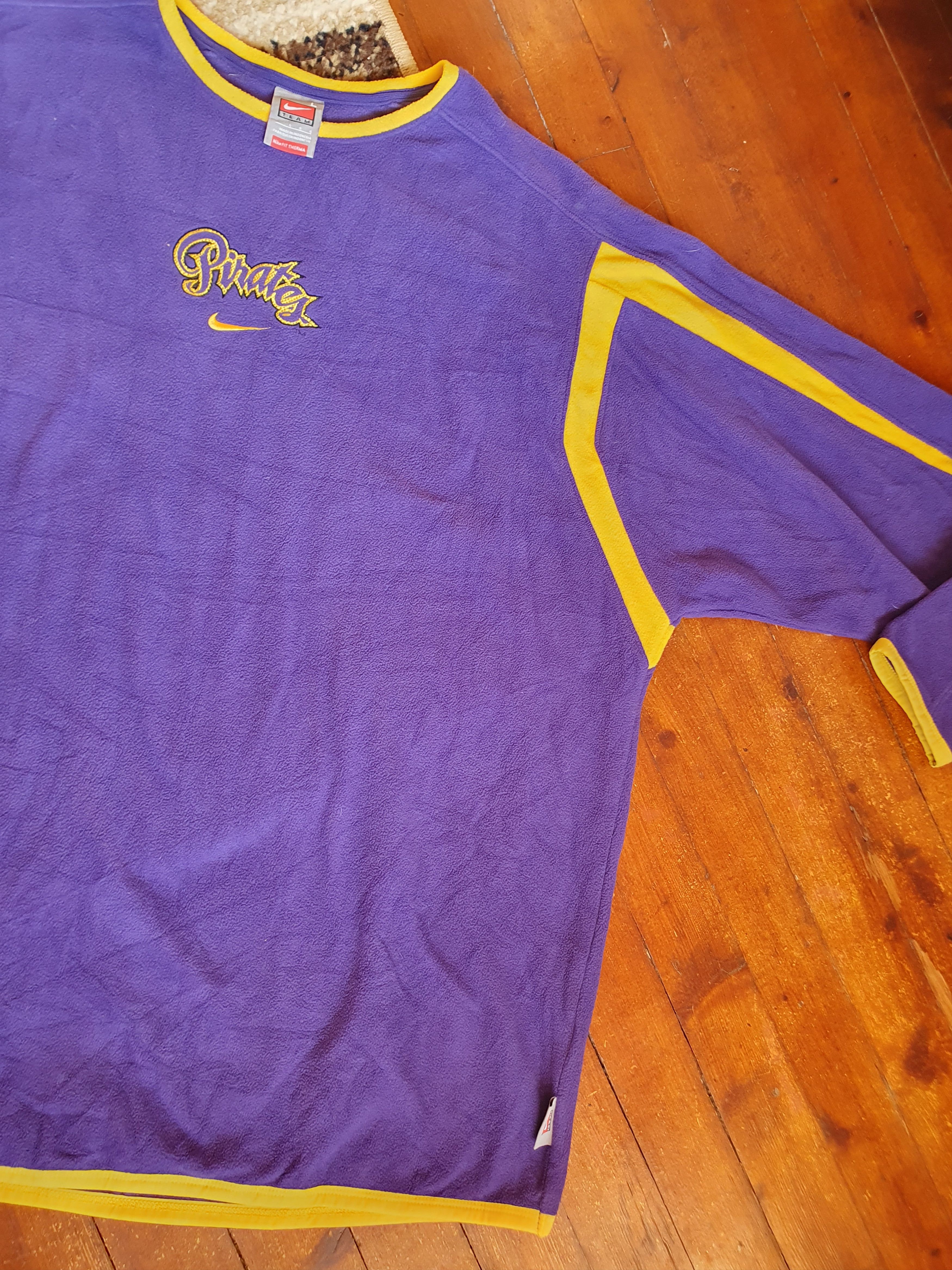 Nike Nike Fit Therma Center Swoosh ECU Pirats fleece,sz L Size US L / EU 52-54 / 3 - 4 Thumbnail