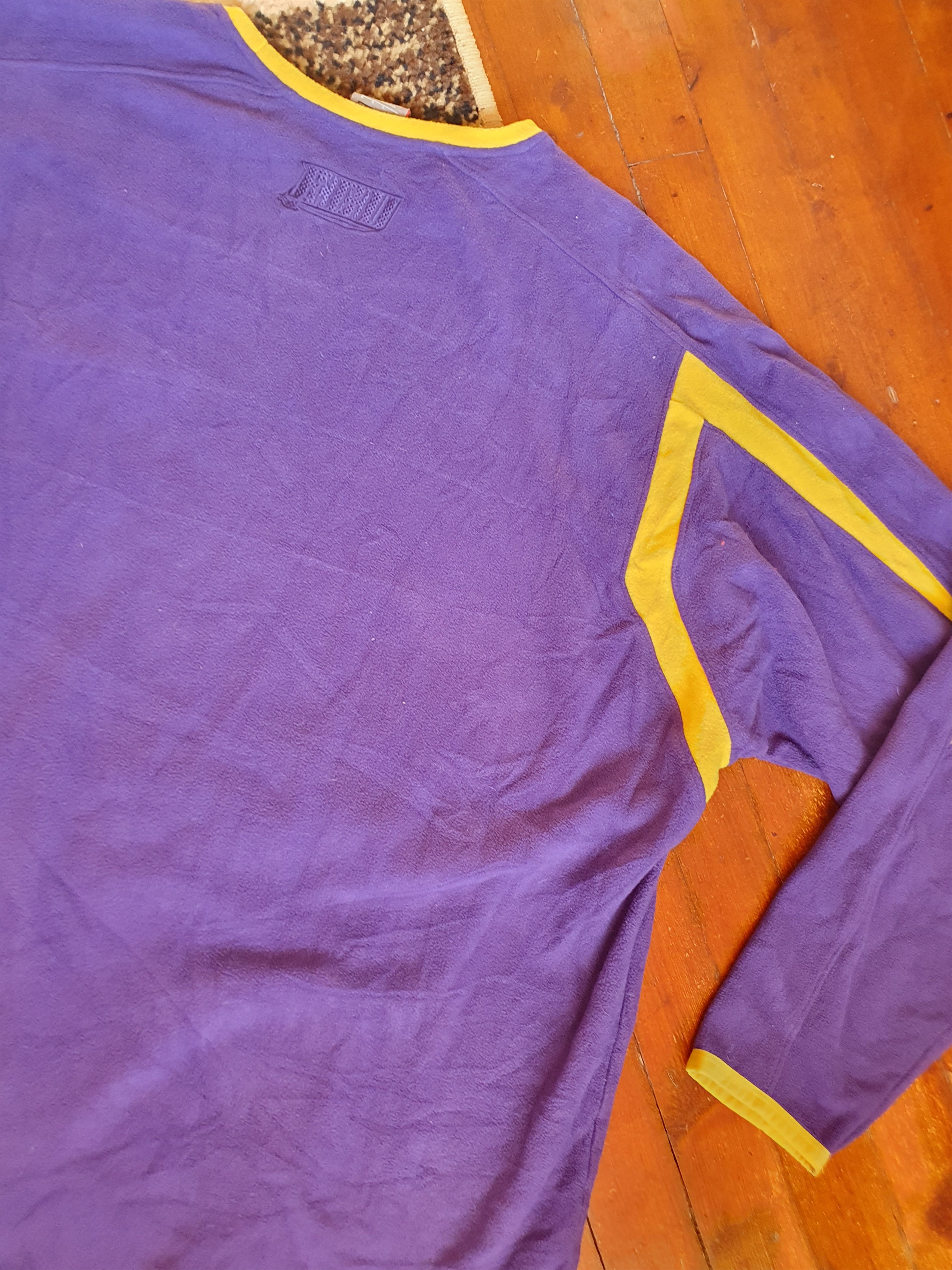 Nike Nike Fit Therma Center Swoosh ECU Pirats fleece,sz L Size US L / EU 52-54 / 3 - 18 Thumbnail