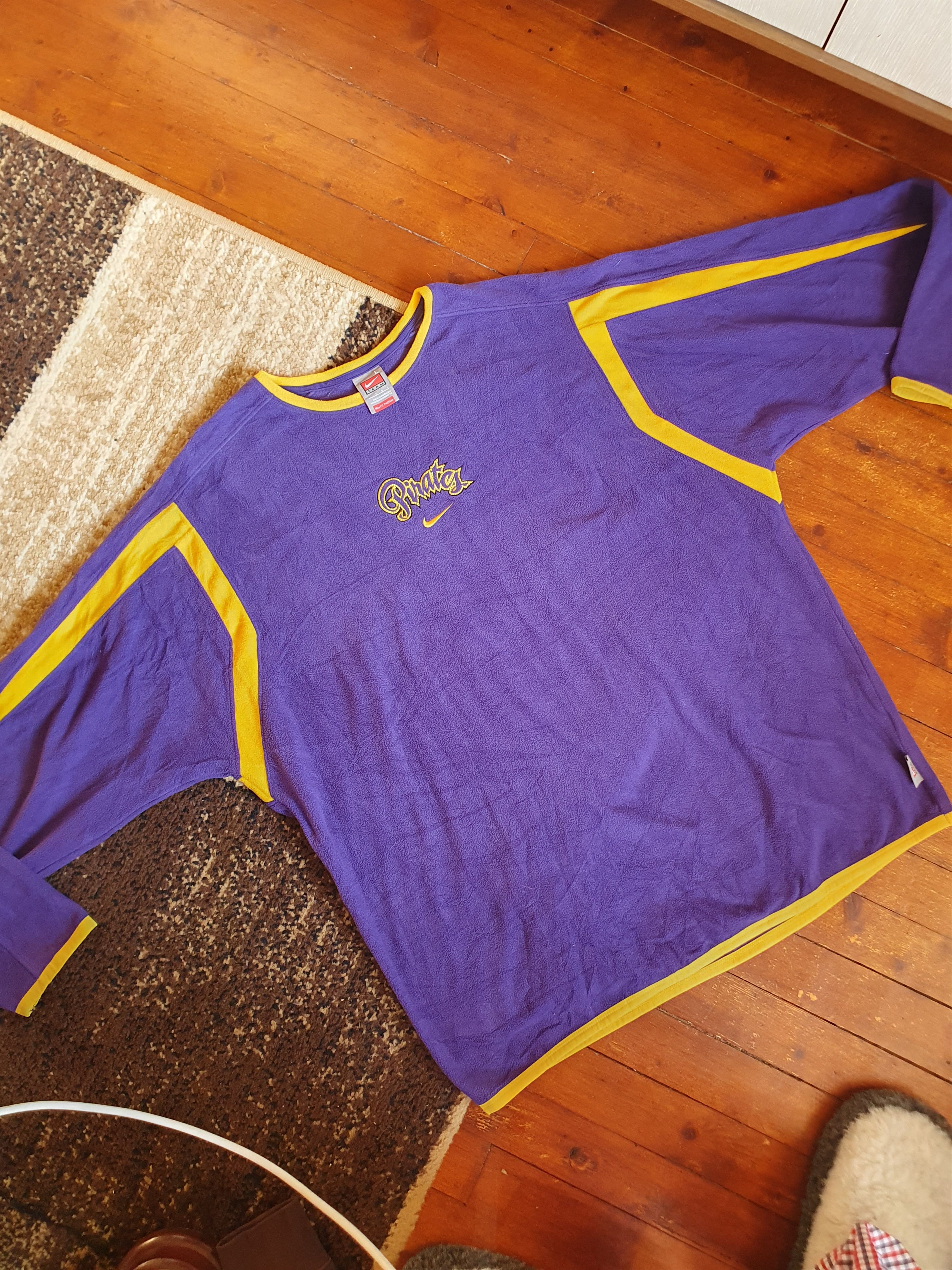 Nike Nike Fit Therma Center Swoosh ECU Pirats fleece,sz L Size US L / EU 52-54 / 3 - 1 Thumbnail