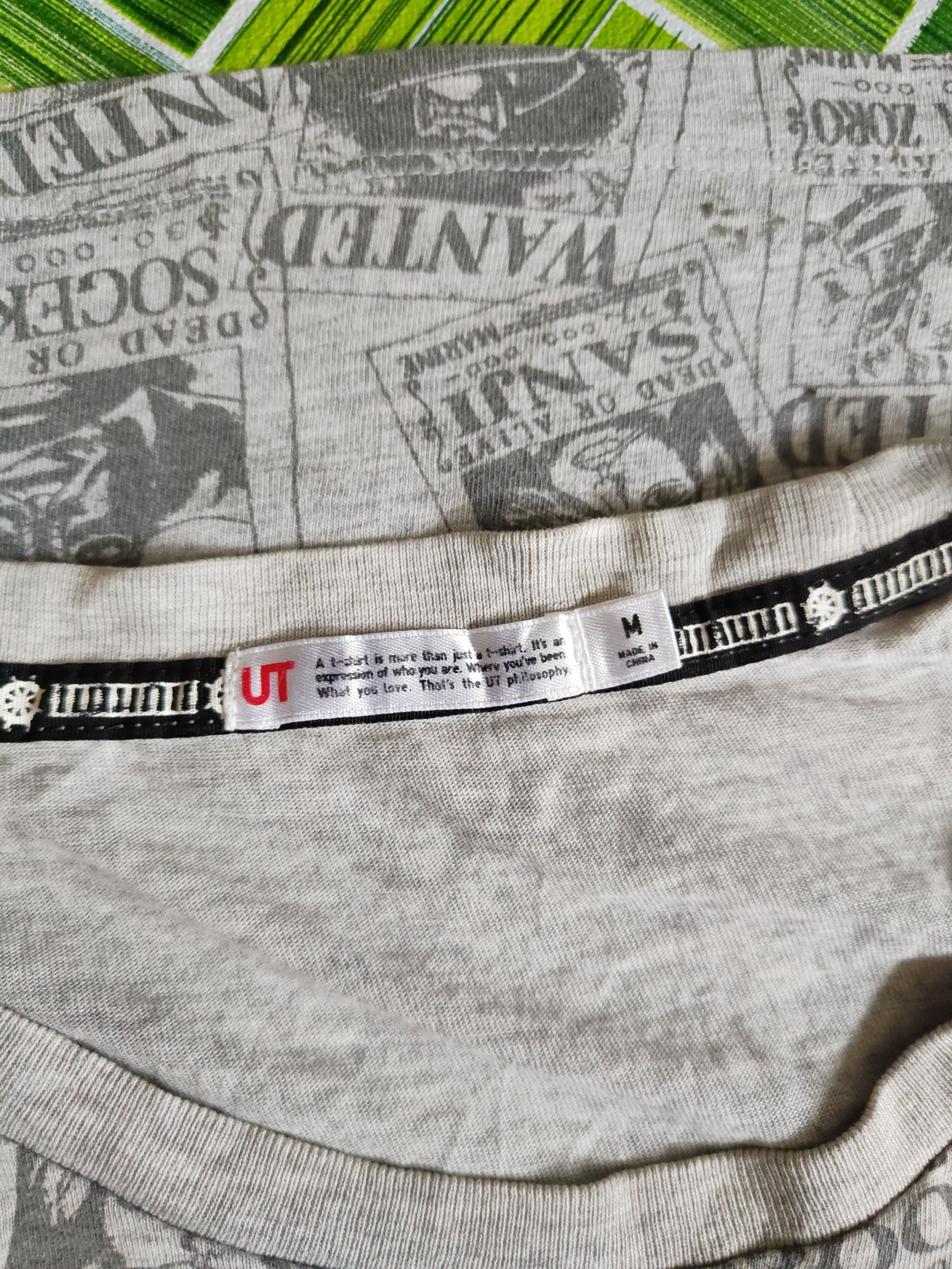 One Piece Uniqlo-One Piece Wanted Gray Short Sleeve T-shirt #S646 Size US M / EU 48-50 / 2 - 13 Thumbnail